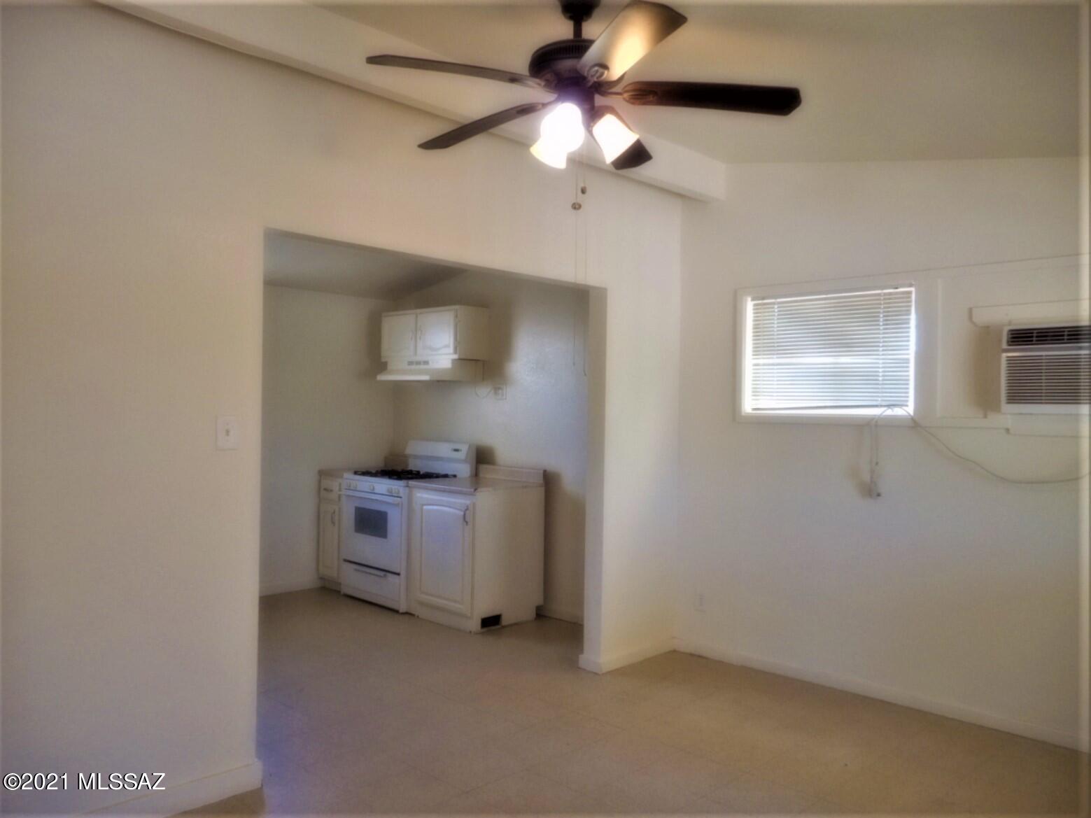 Pueblo Gardens - Residential