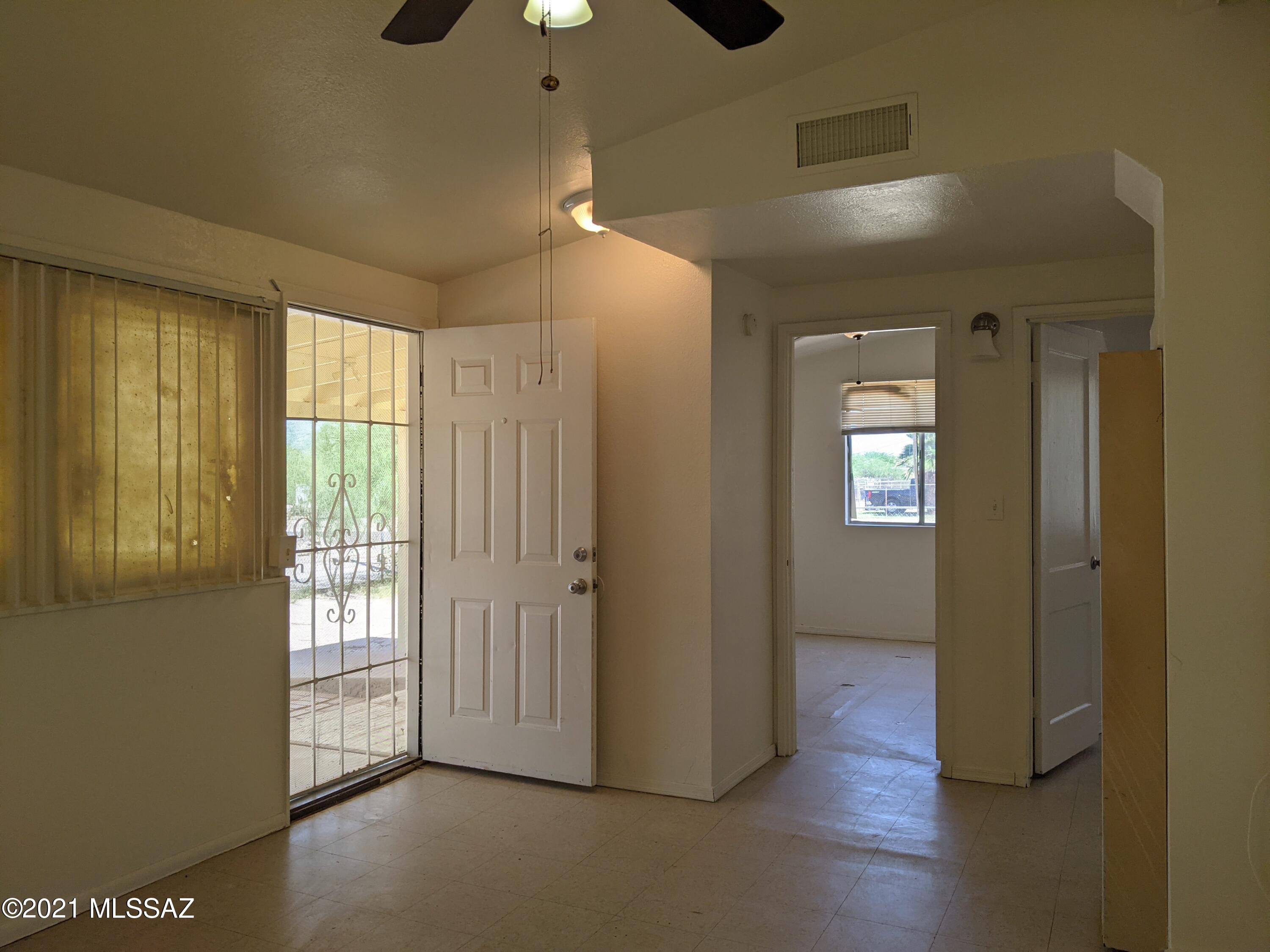 Pueblo Gardens - Residential