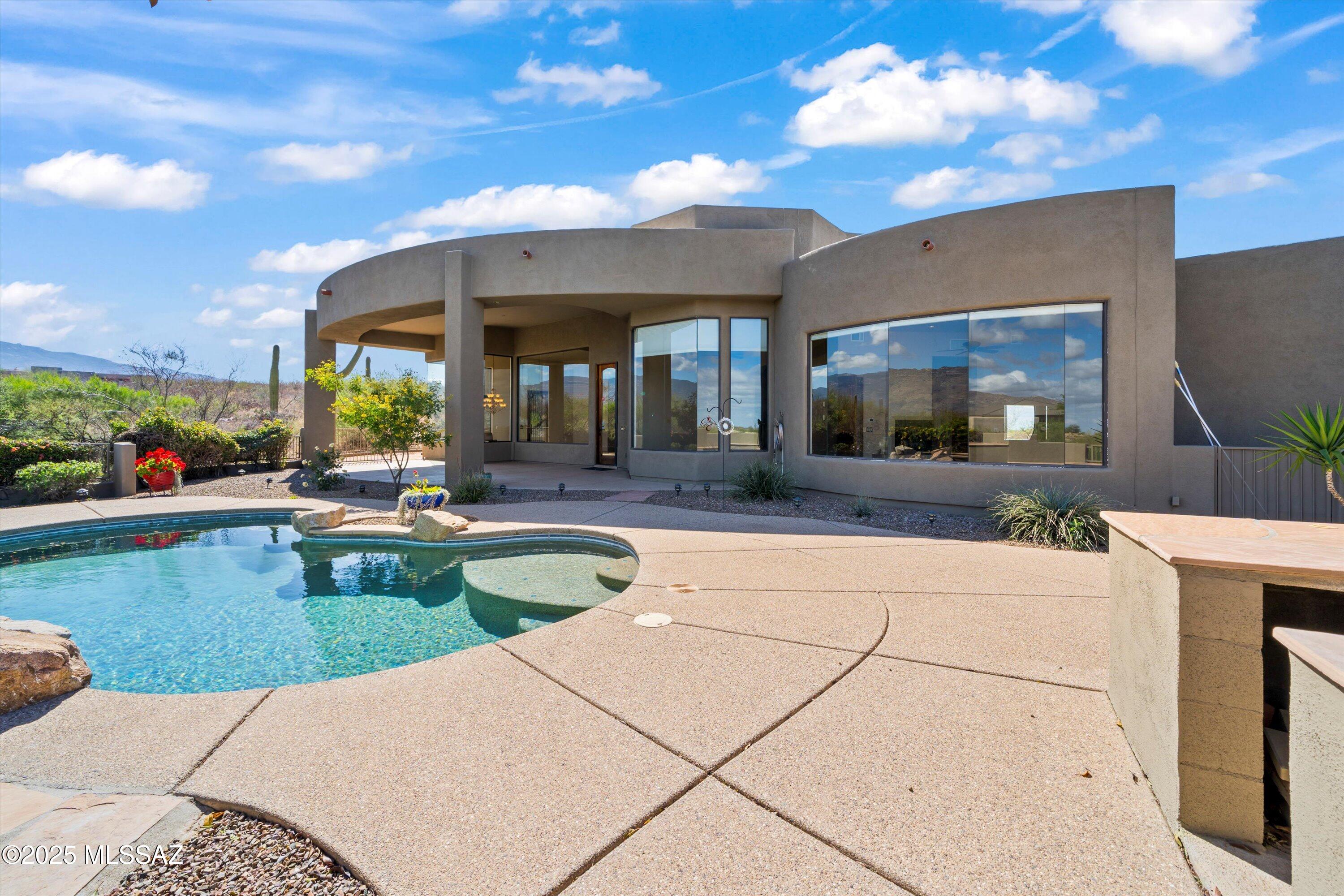 Coyote Creek (1-395) - Residential