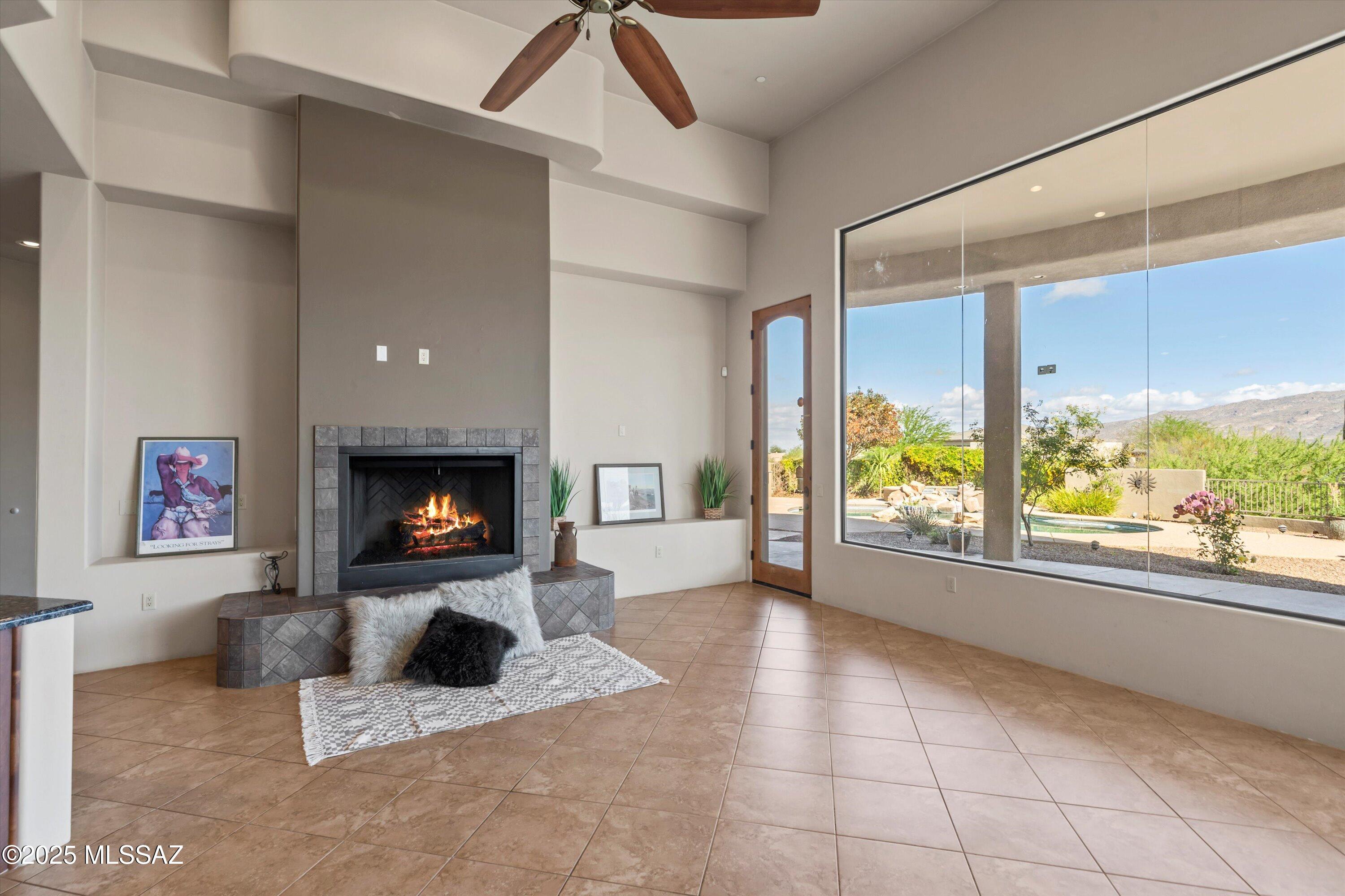 Coyote Creek (1-395) - Residential