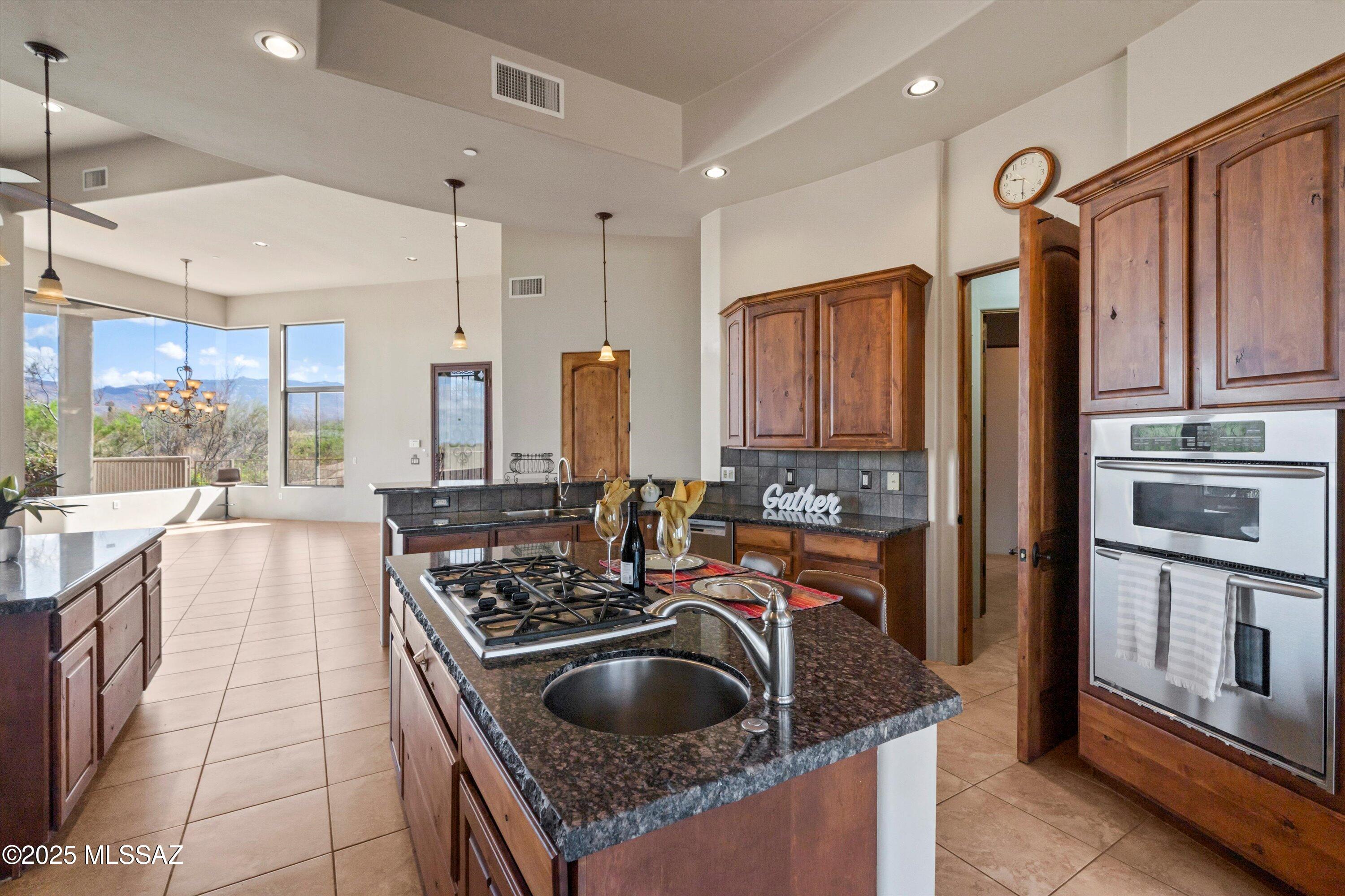 Coyote Creek (1-395) - Residential