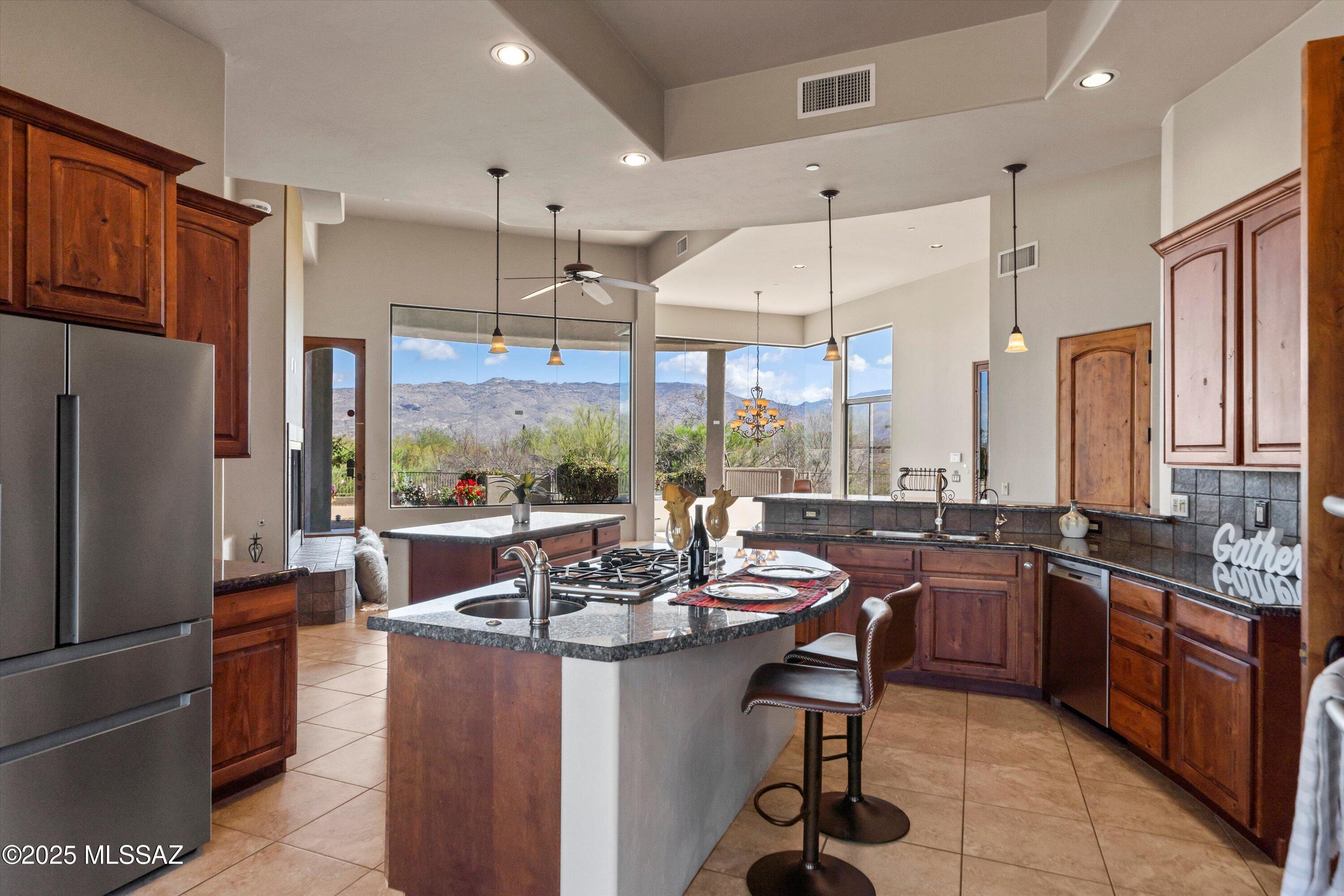 Coyote Creek (1-395) - Residential