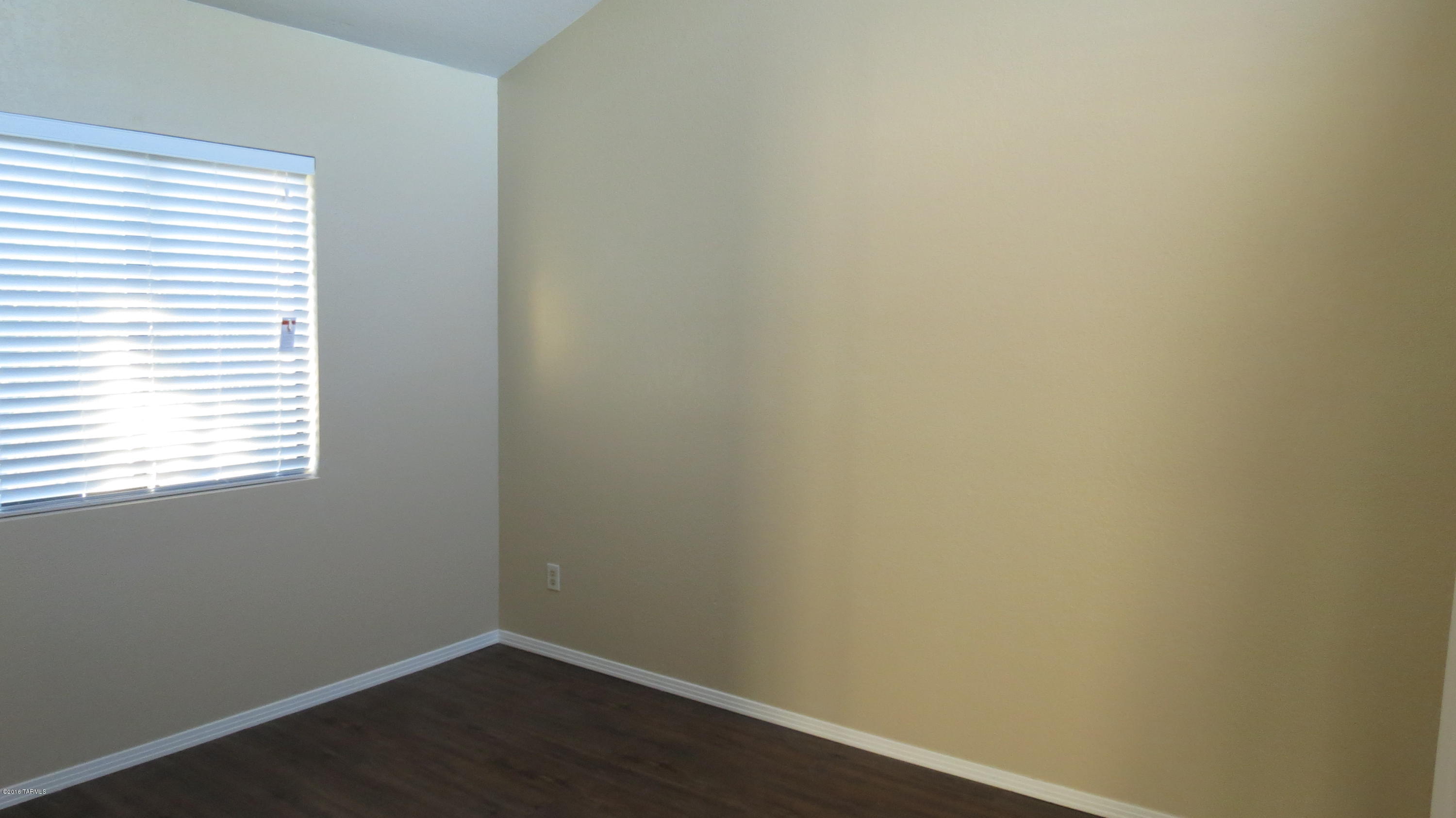 Las Casas Bellas Condo (1-44) - Residential Lease