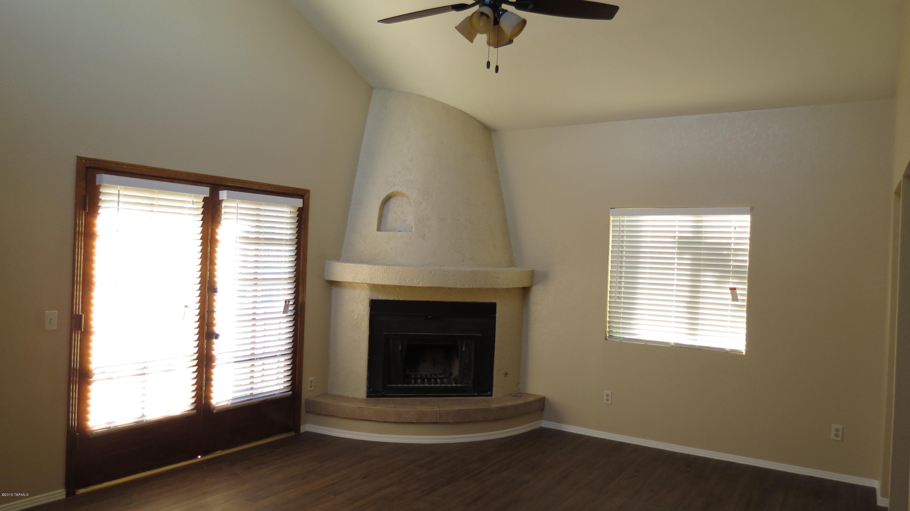 Las Casas Bellas Condo (1-44) - Residential Lease