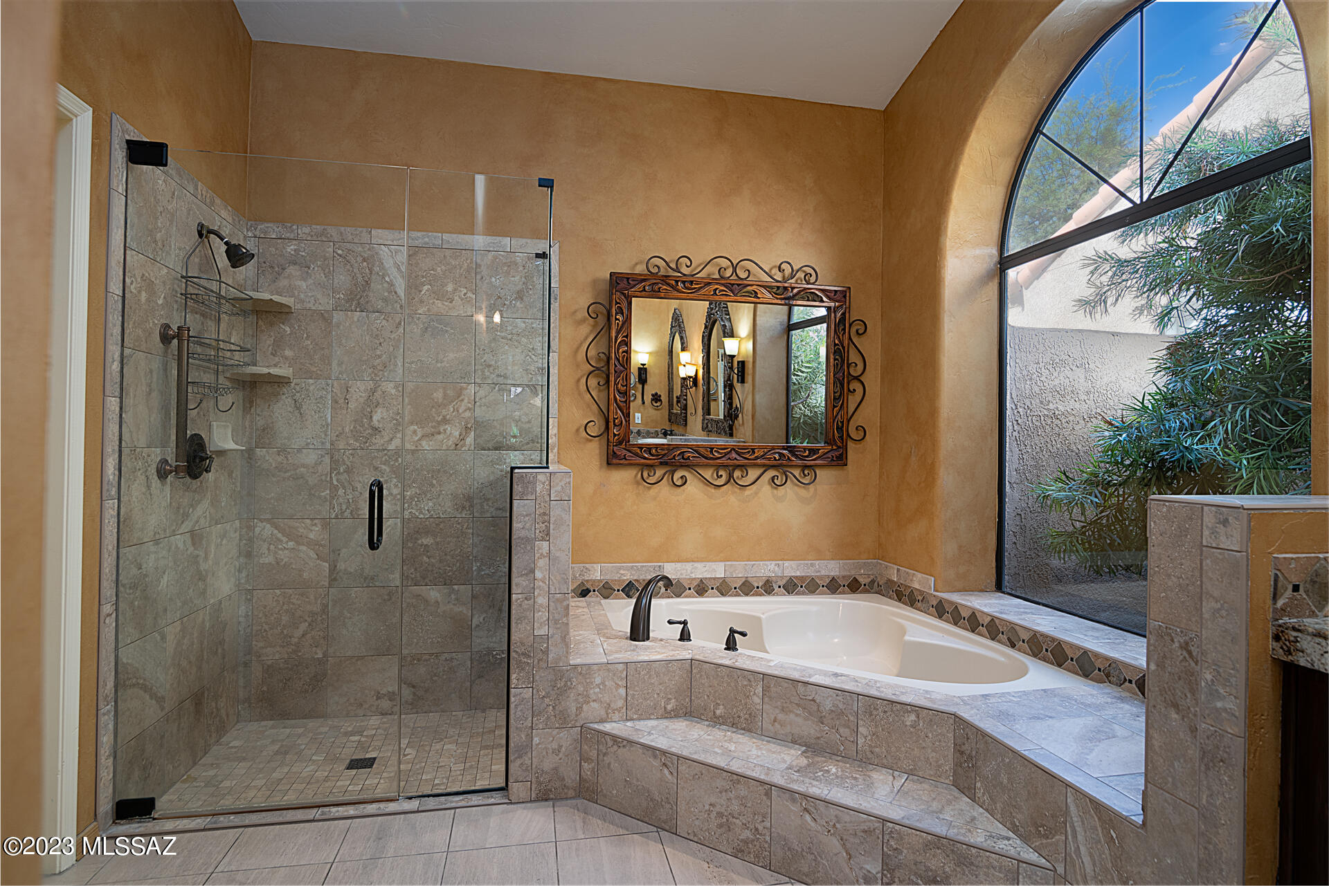 Ventana Canyon Golf Villas - Residential