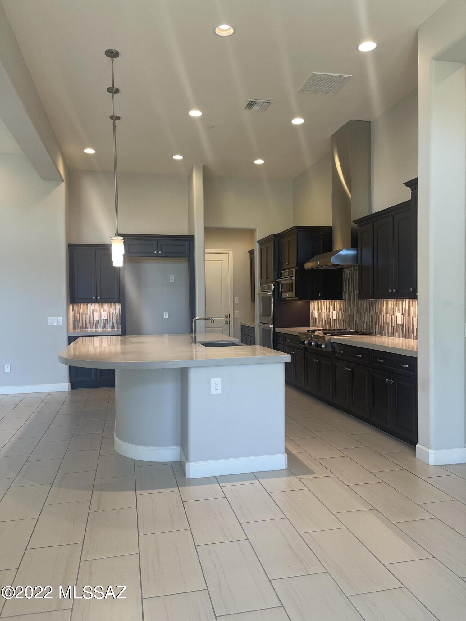 Stone Canyon VI - Residential