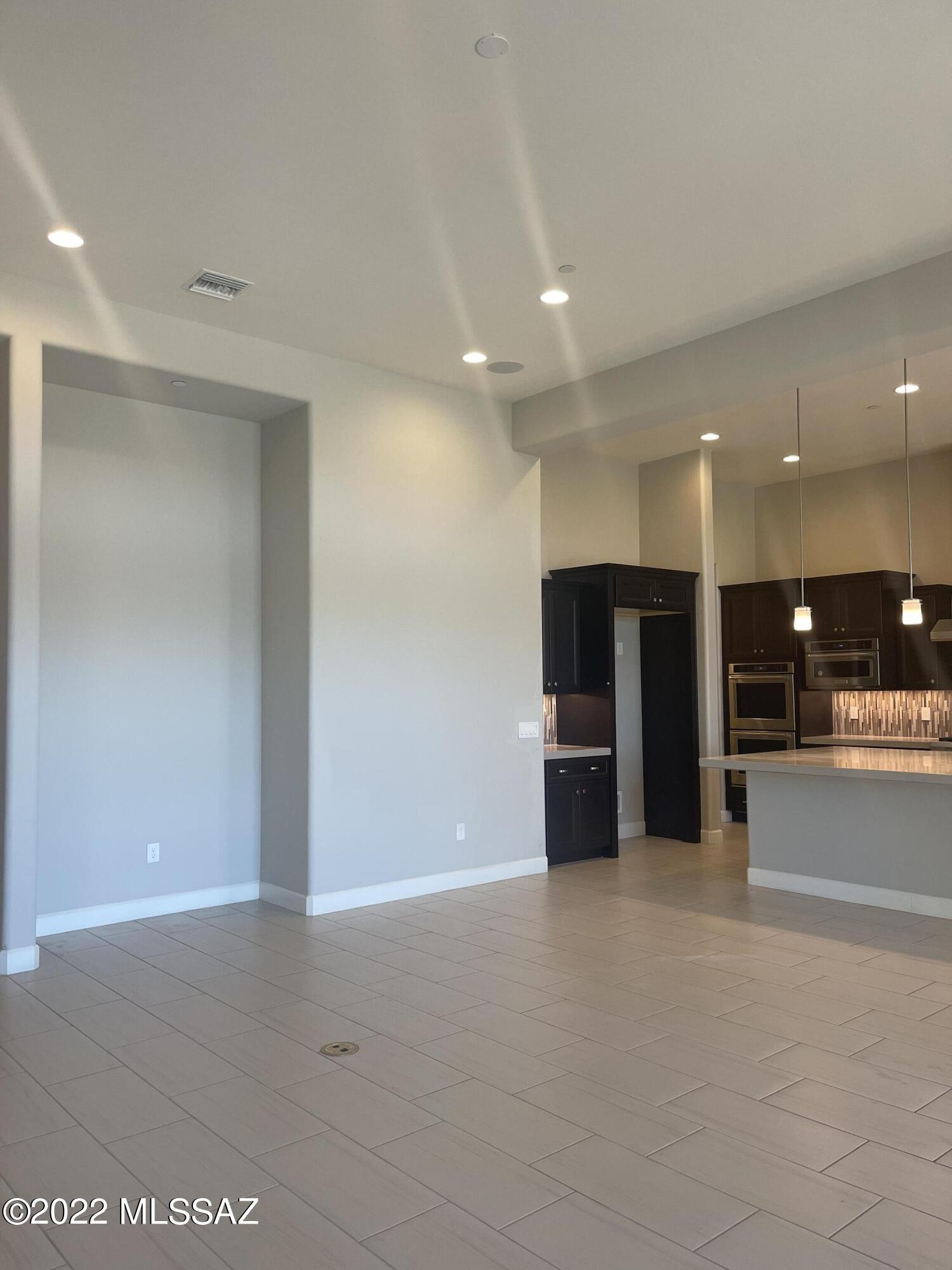 Stone Canyon VI - Residential