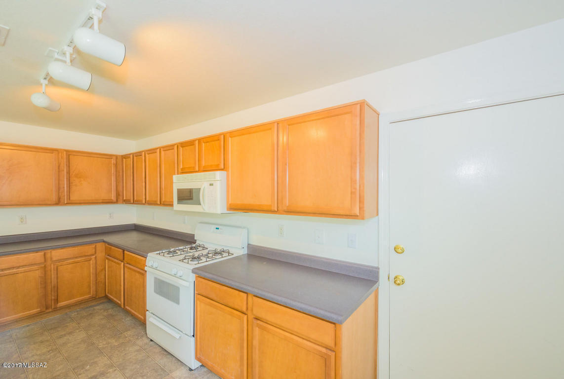 Riverhaven (1-373) - Residential Lease