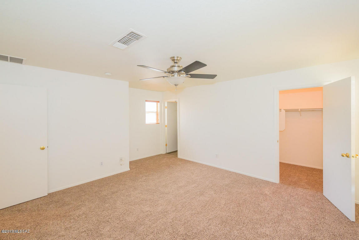 Riverhaven (1-373) - Residential Lease