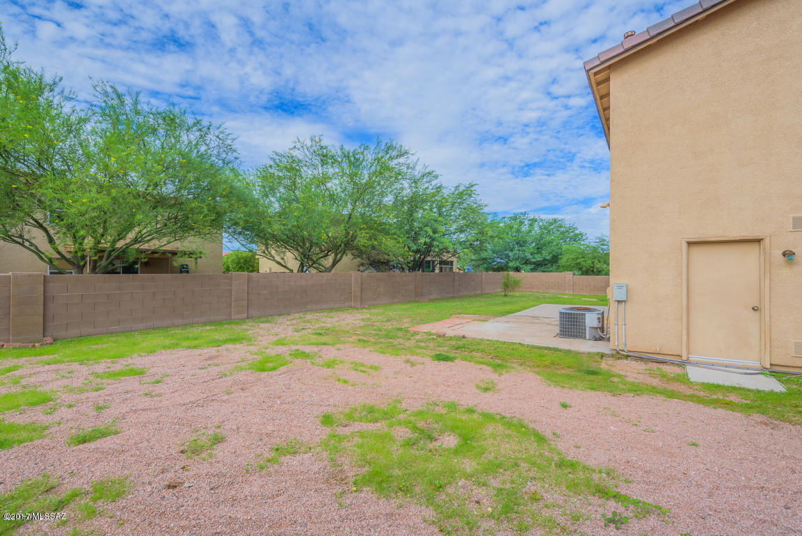 Riverhaven (1-373) - Residential Lease