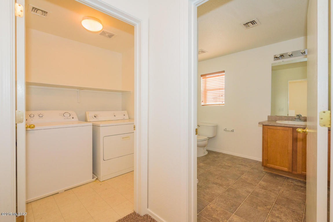 Riverhaven (1-373) - Residential Lease
