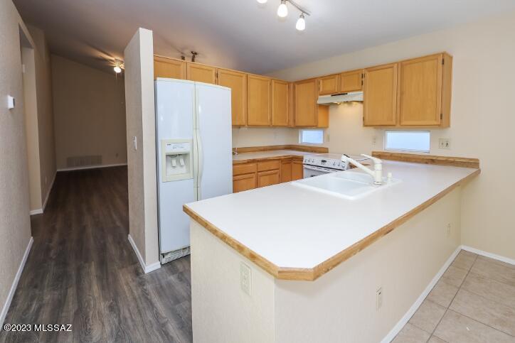 Country Highlands (1-180) - Residential Lease