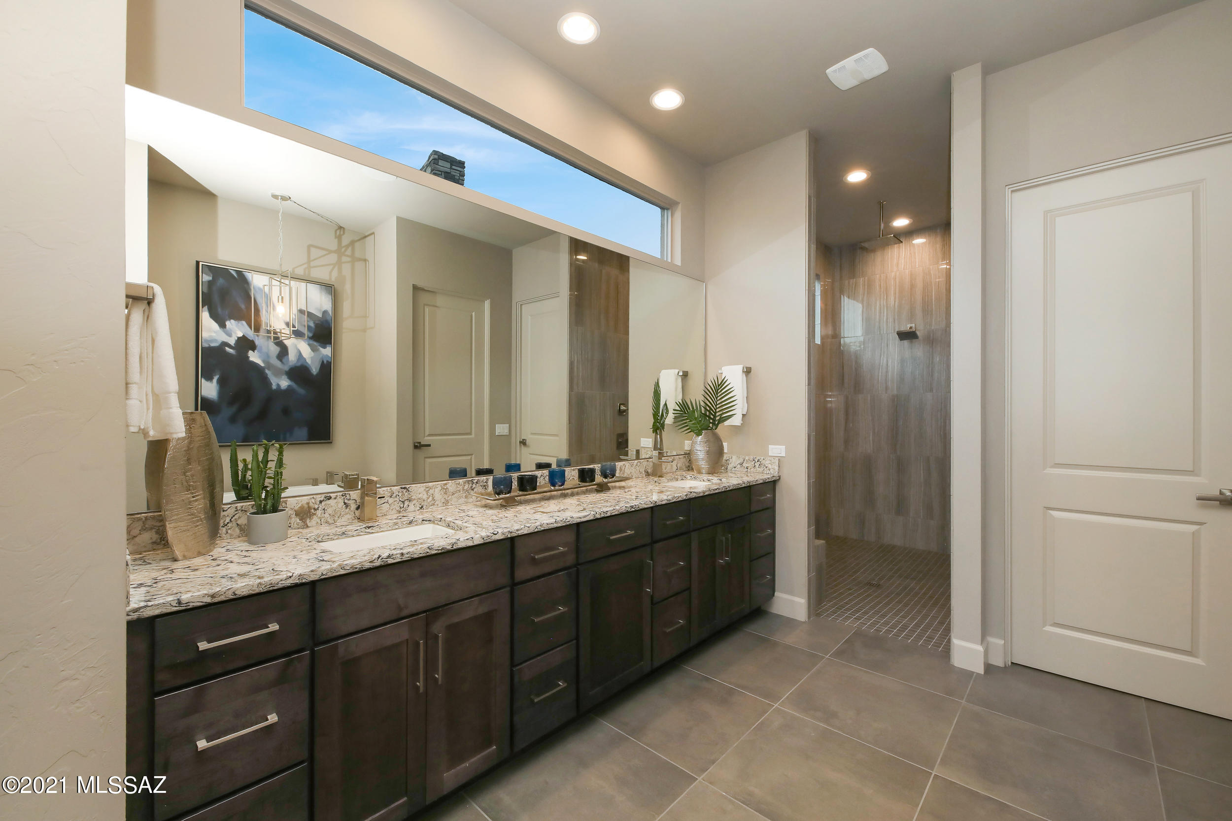 The Enclave At Stone Canyon V - Residential