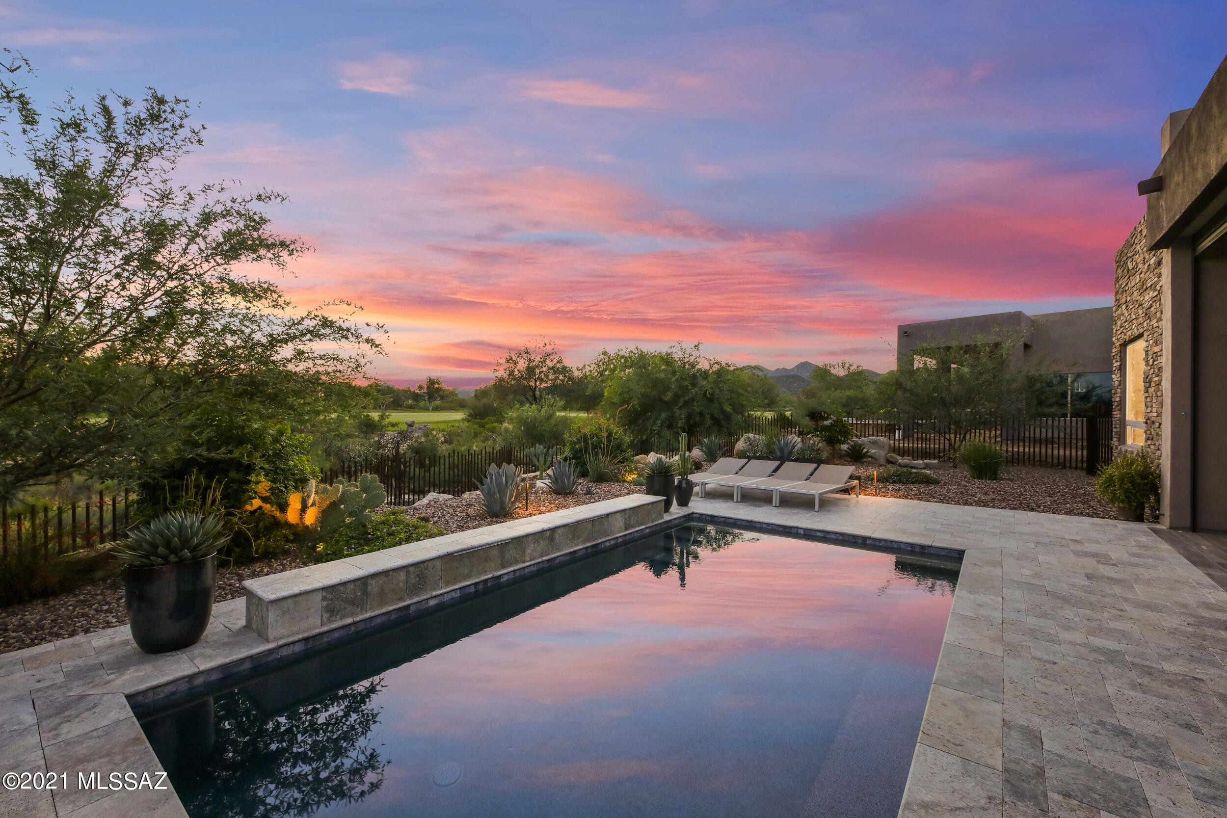 The Enclave At Stone Canyon V - Residential