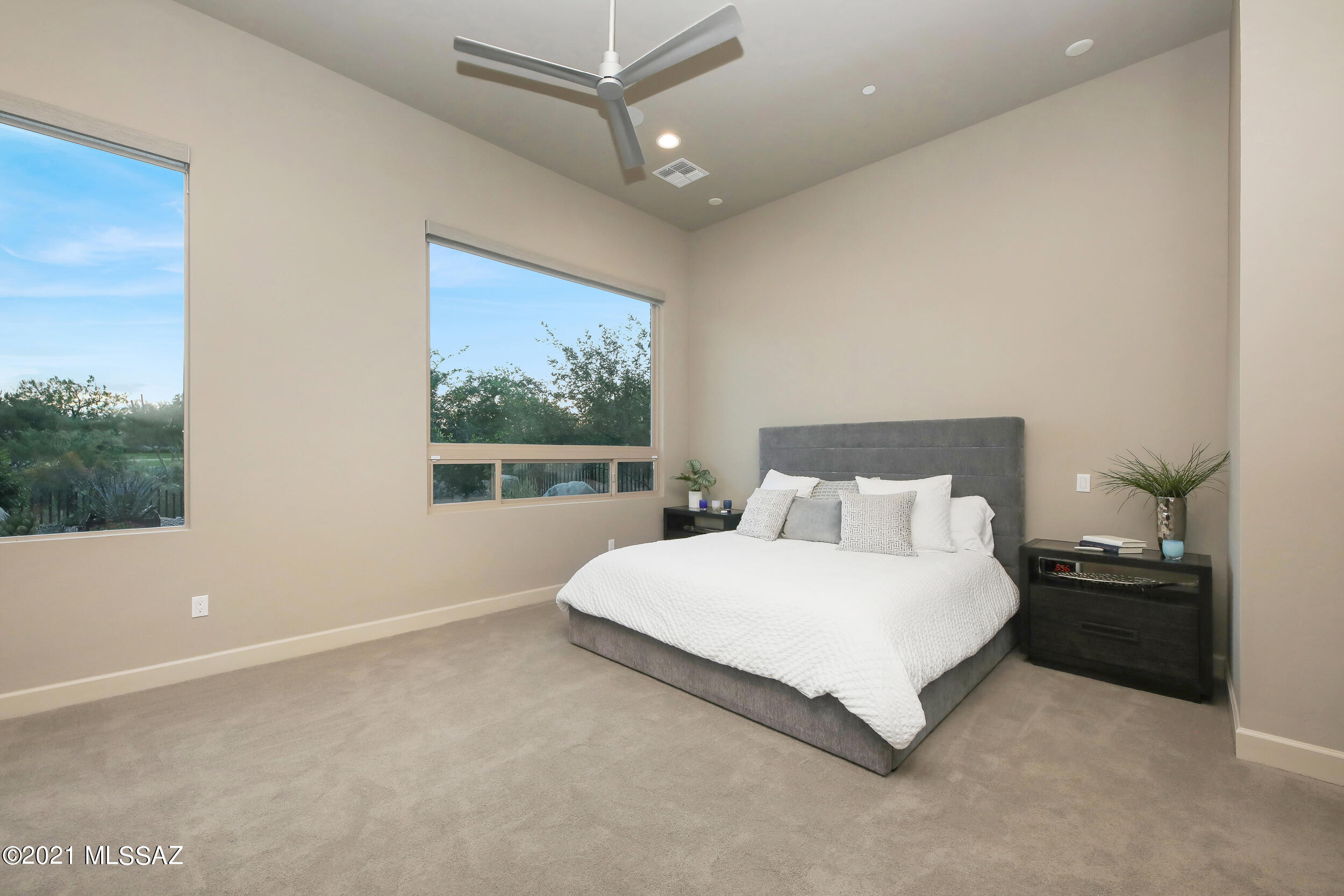 The Enclave At Stone Canyon V - Residential