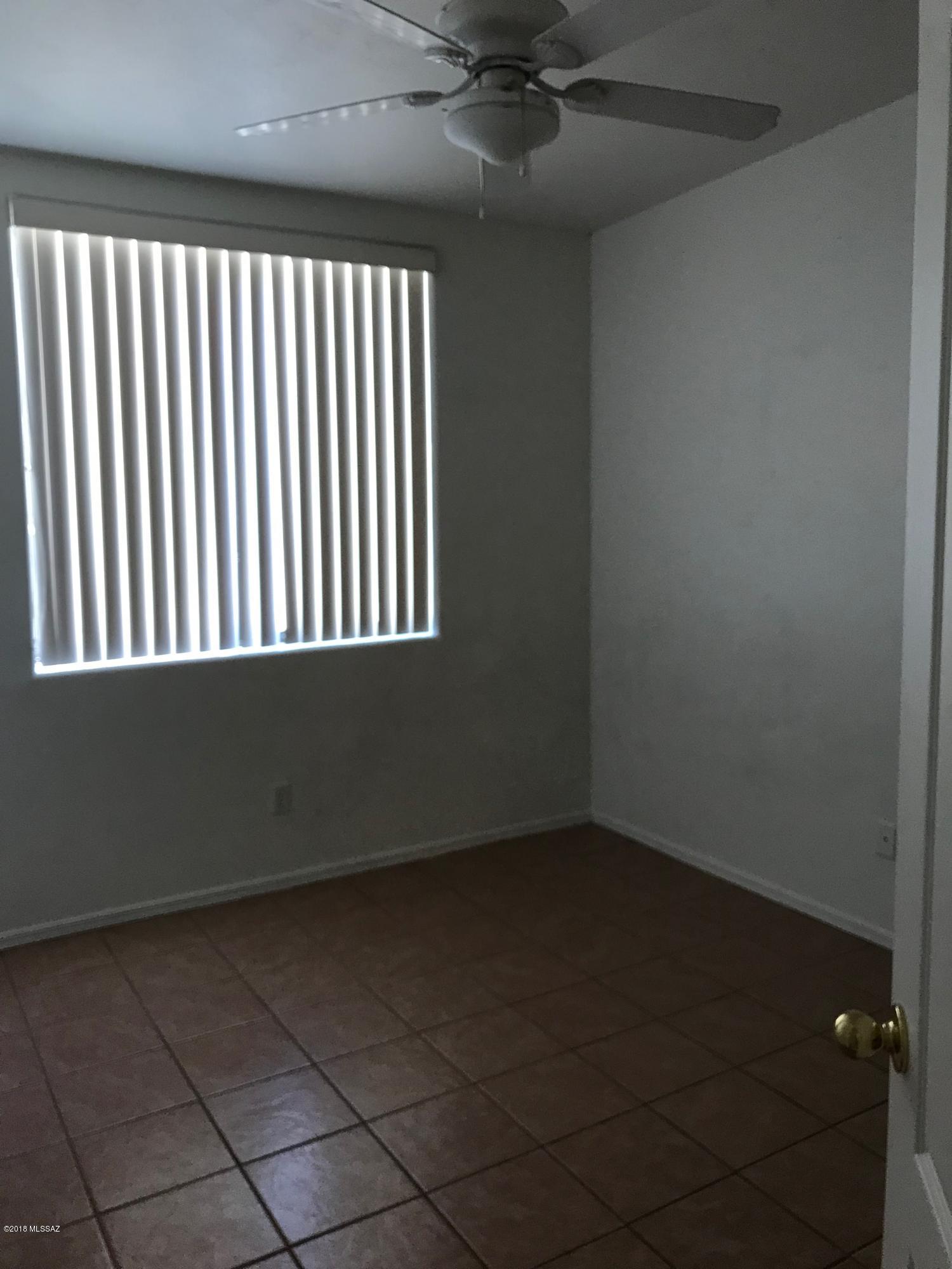 Shalimar Gardens(1-19) - Residential Lease
