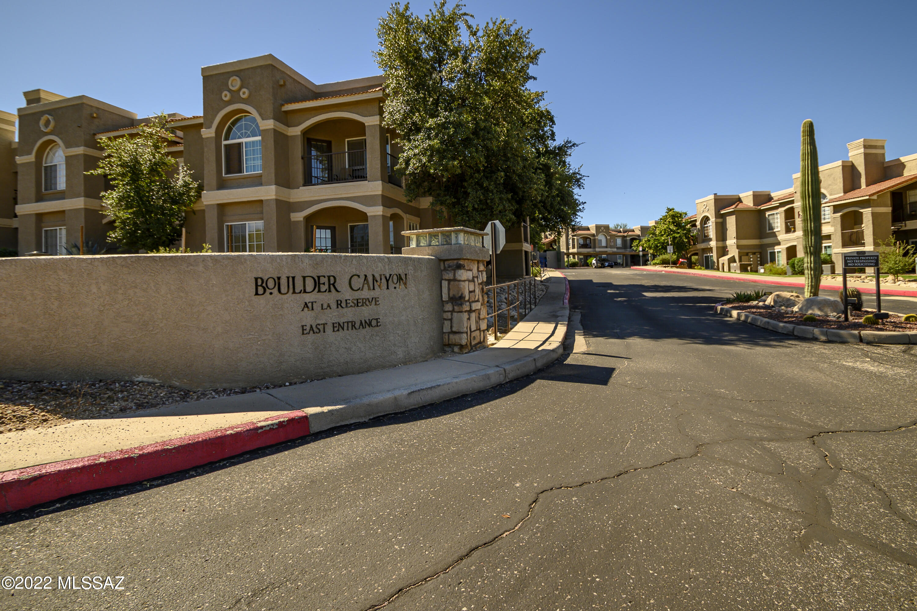 The Boulders at La Reserve Condominiums - Residential