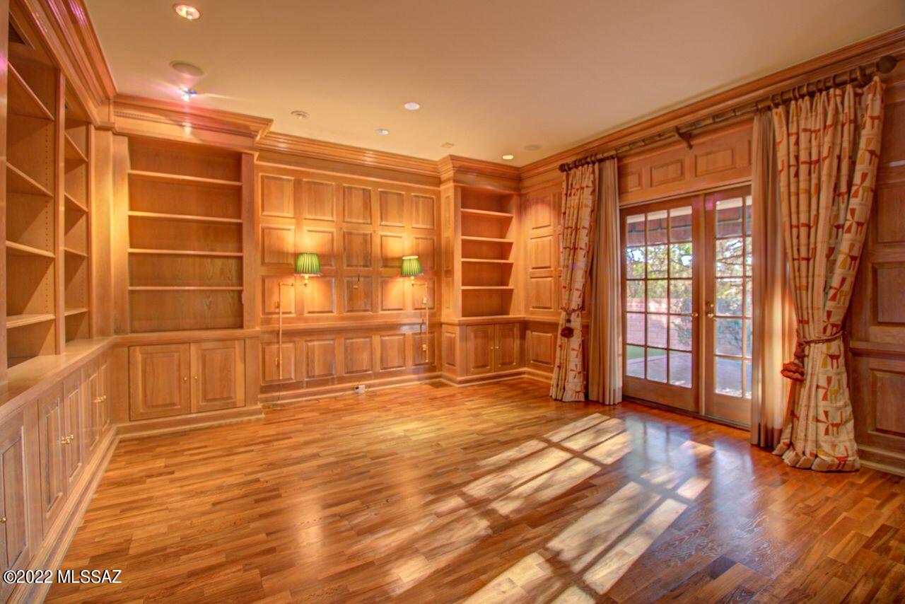 Riverbend - Sabino Canyon Road  (1-97) - Residential