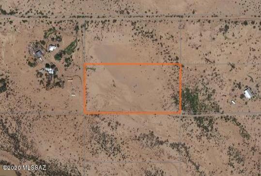Level parcel in rural setting - nobody around - just nice piece of land