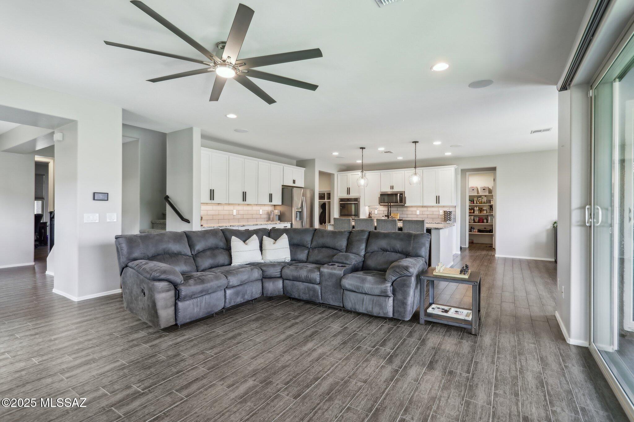 The Estates At Capella - Residential