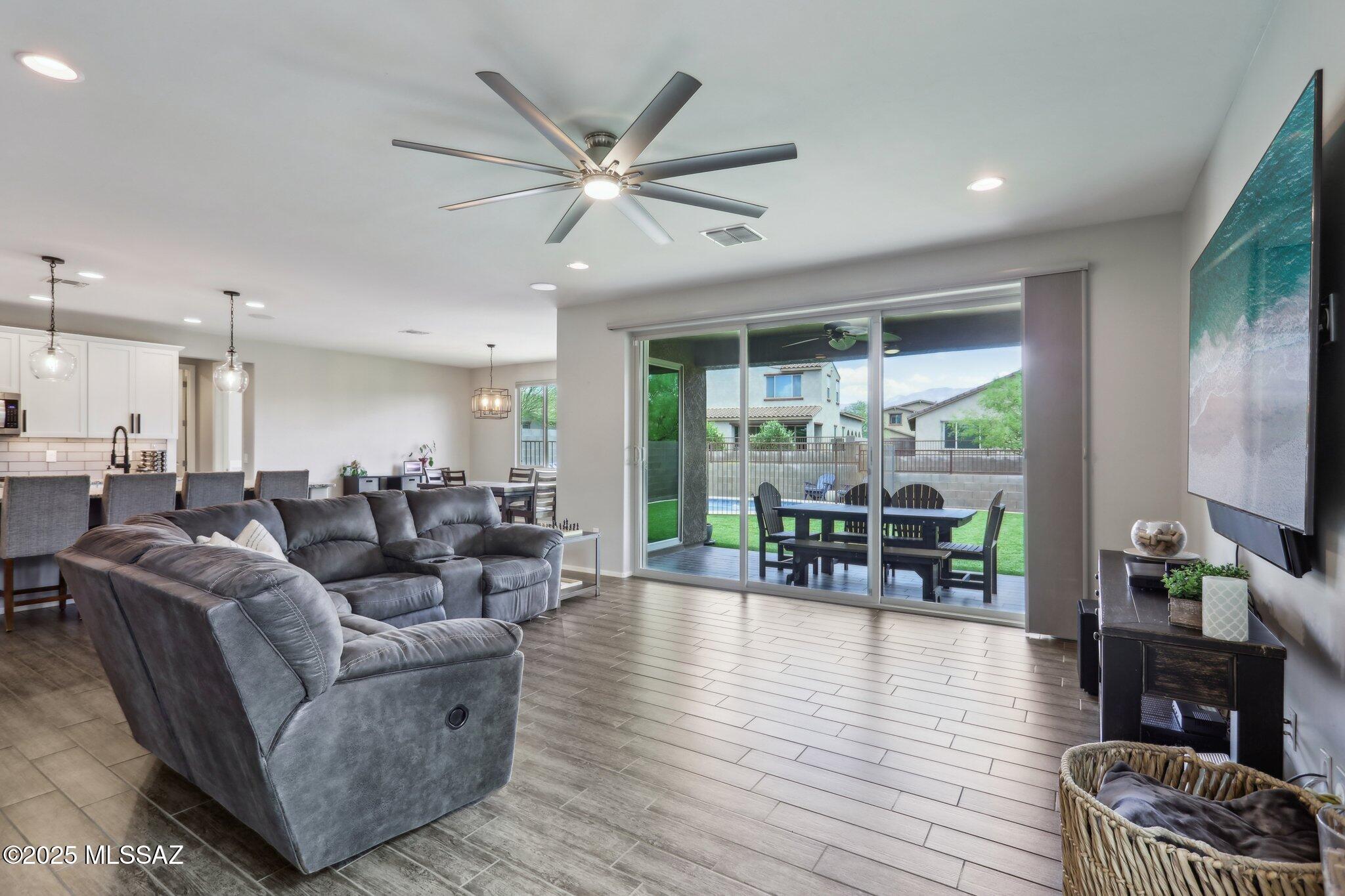 The Estates At Capella - Residential