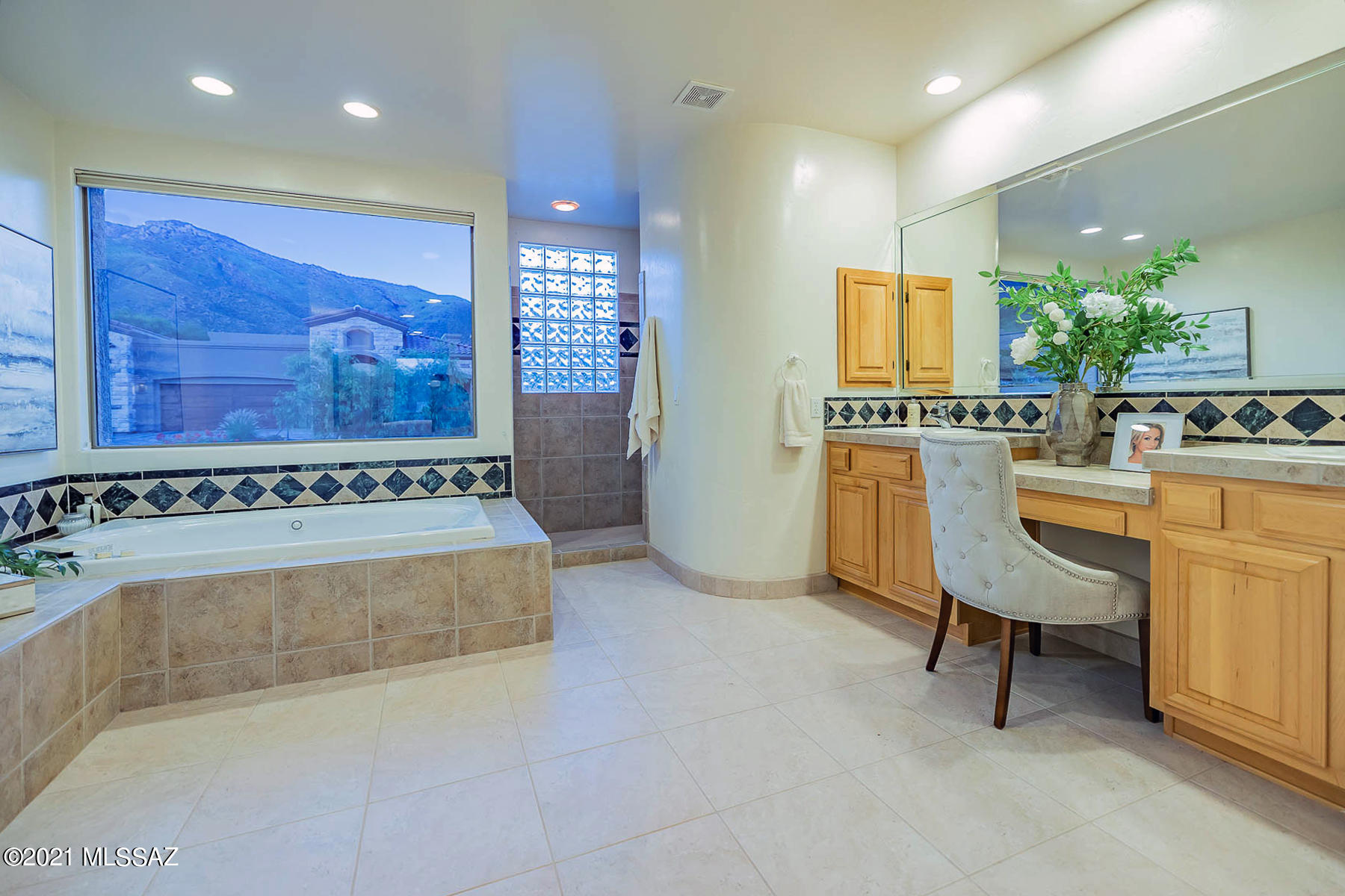 Alta Vista Village II (1-28) - Residential