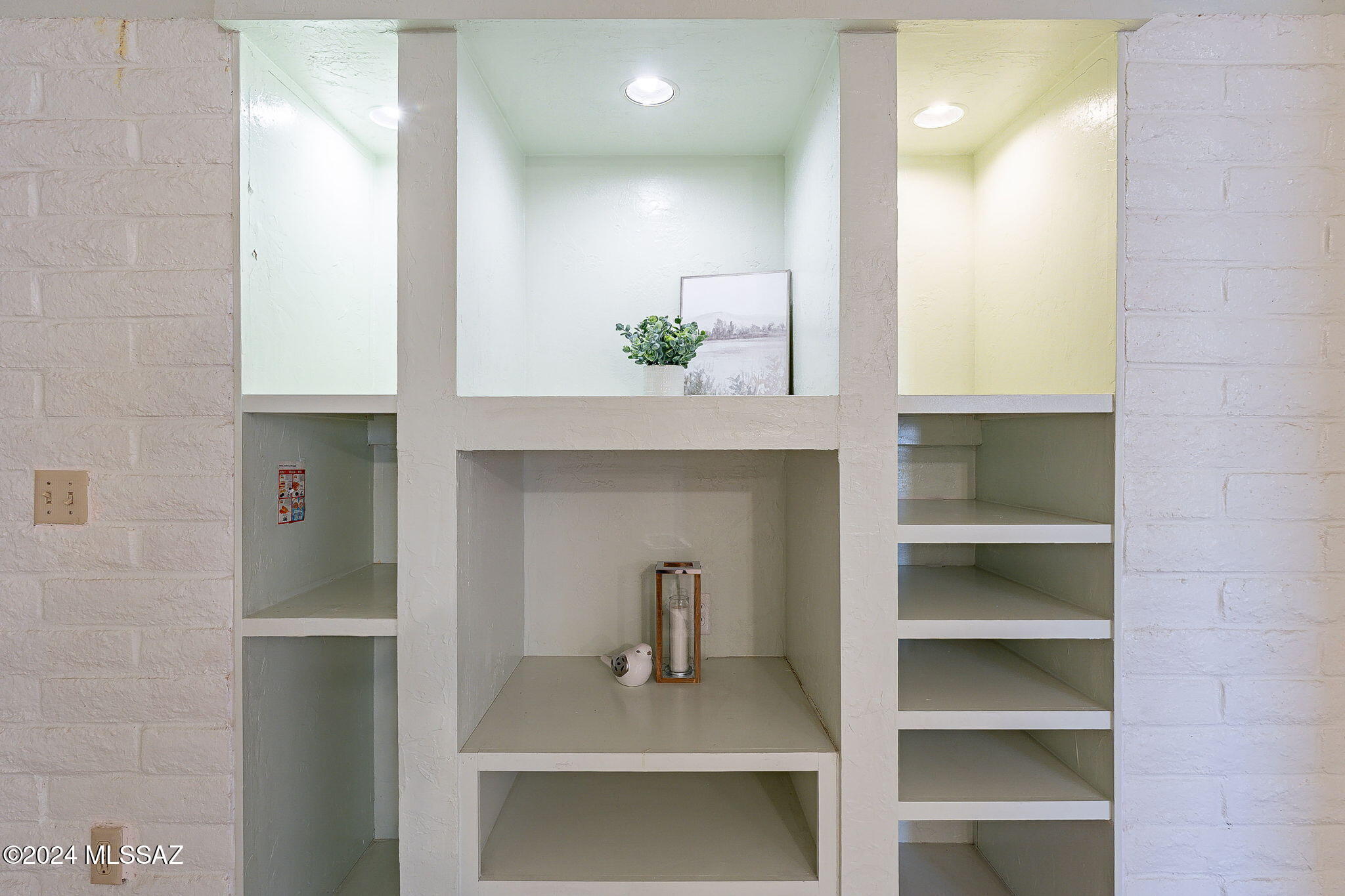 Bravo 1 (302-419) - Residential