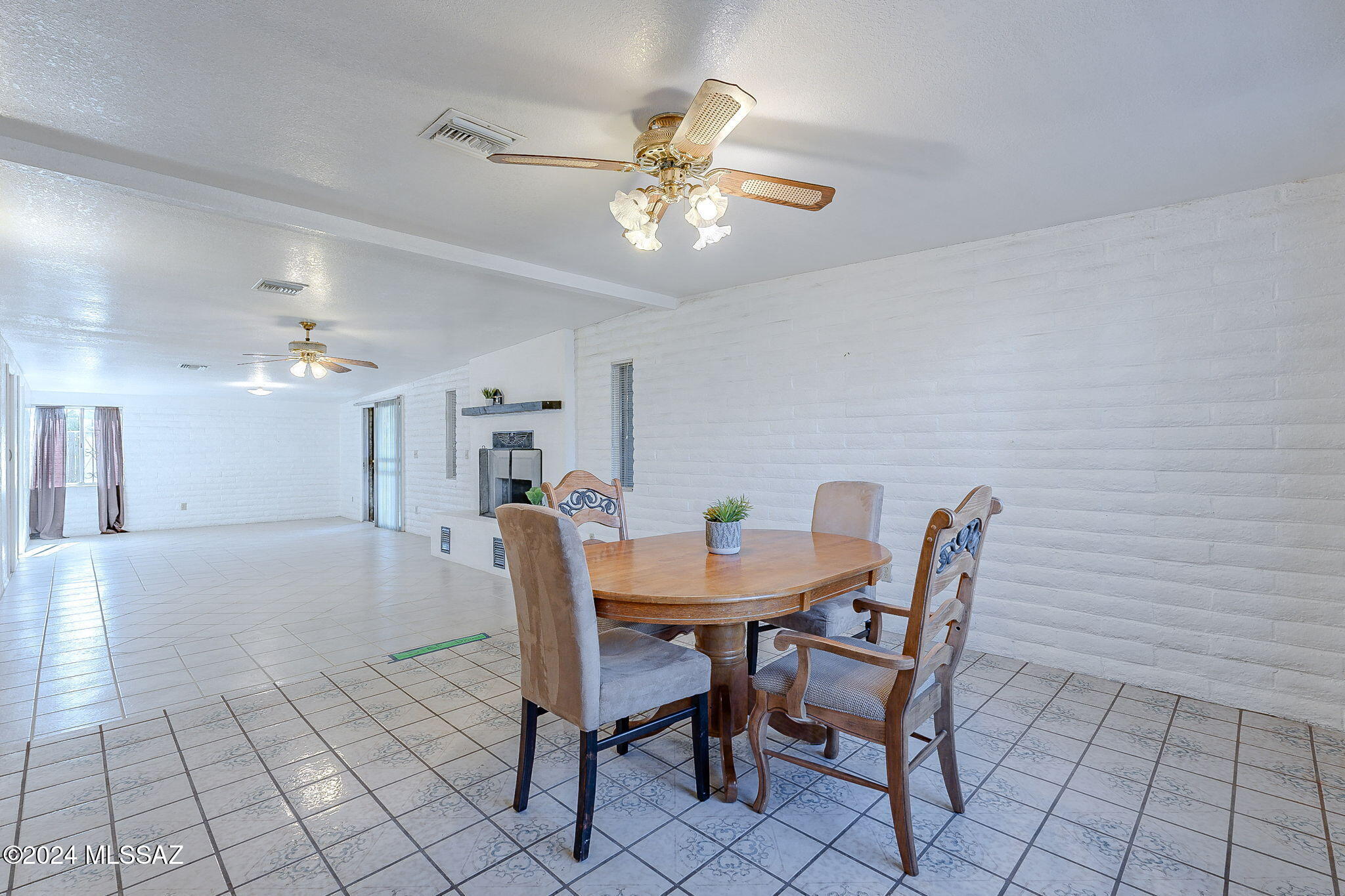 Bravo 1 (302-419) - Residential