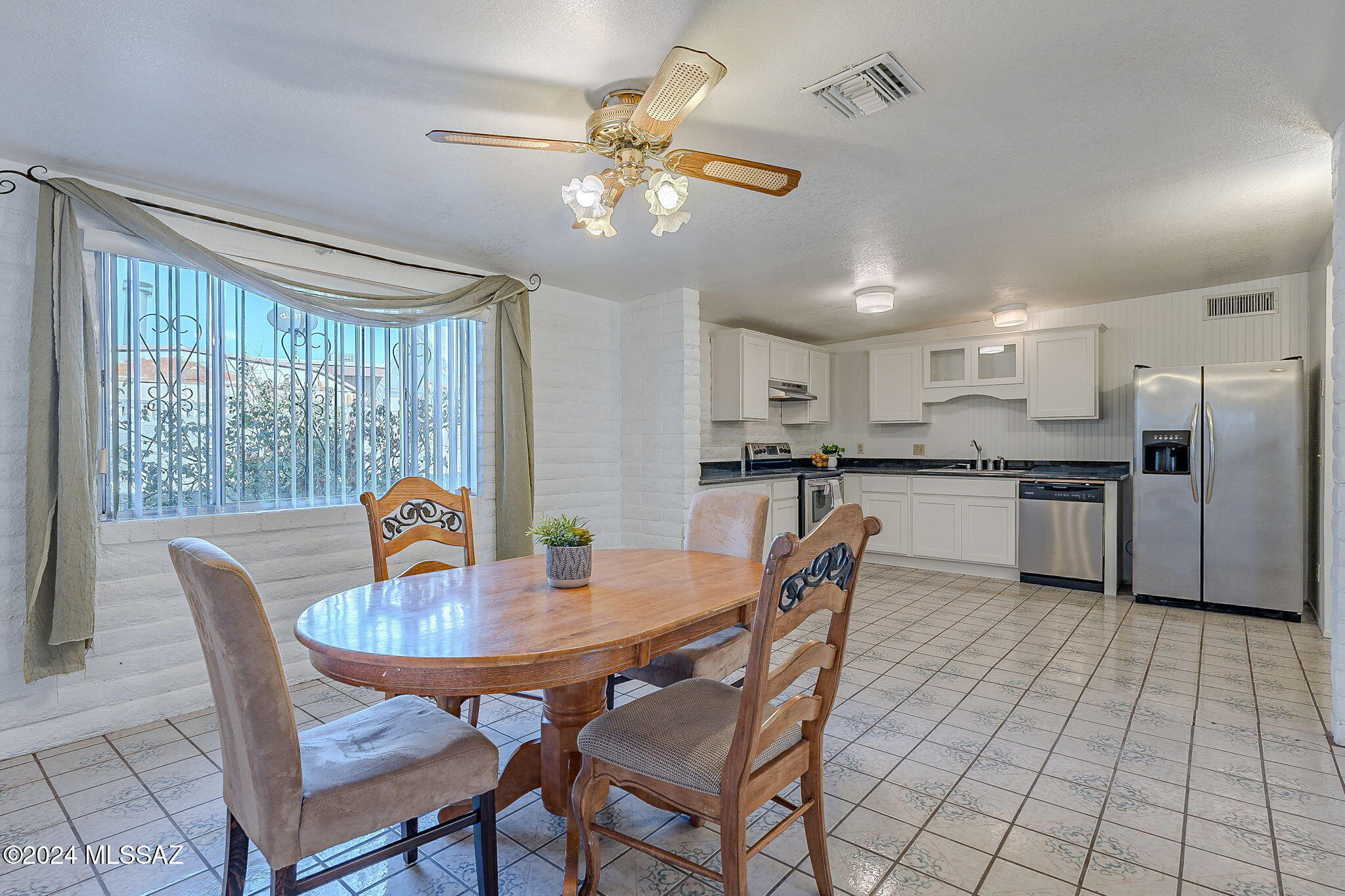 Bravo 1 (302-419) - Residential