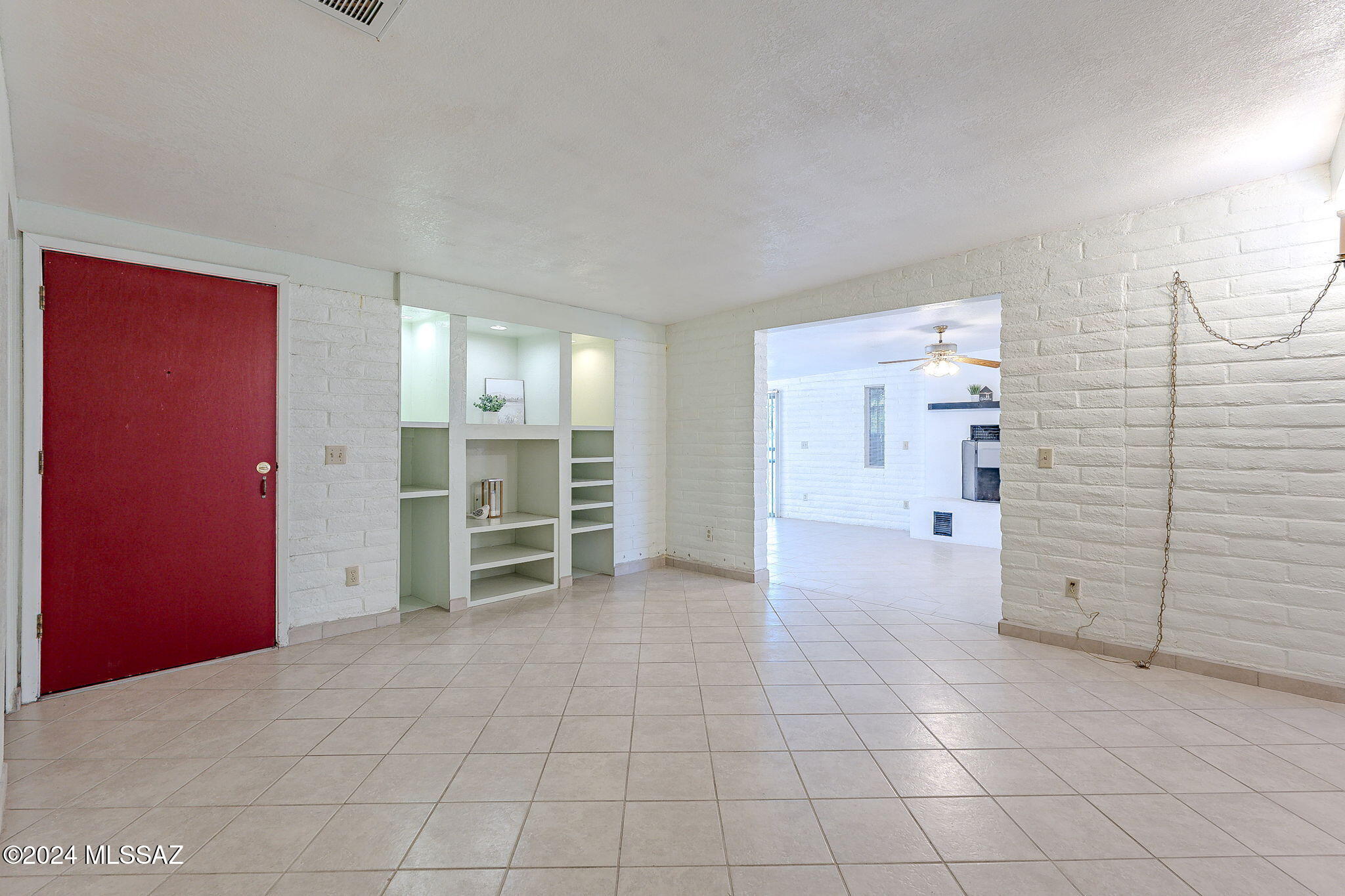 Bravo 1 (302-419) - Residential