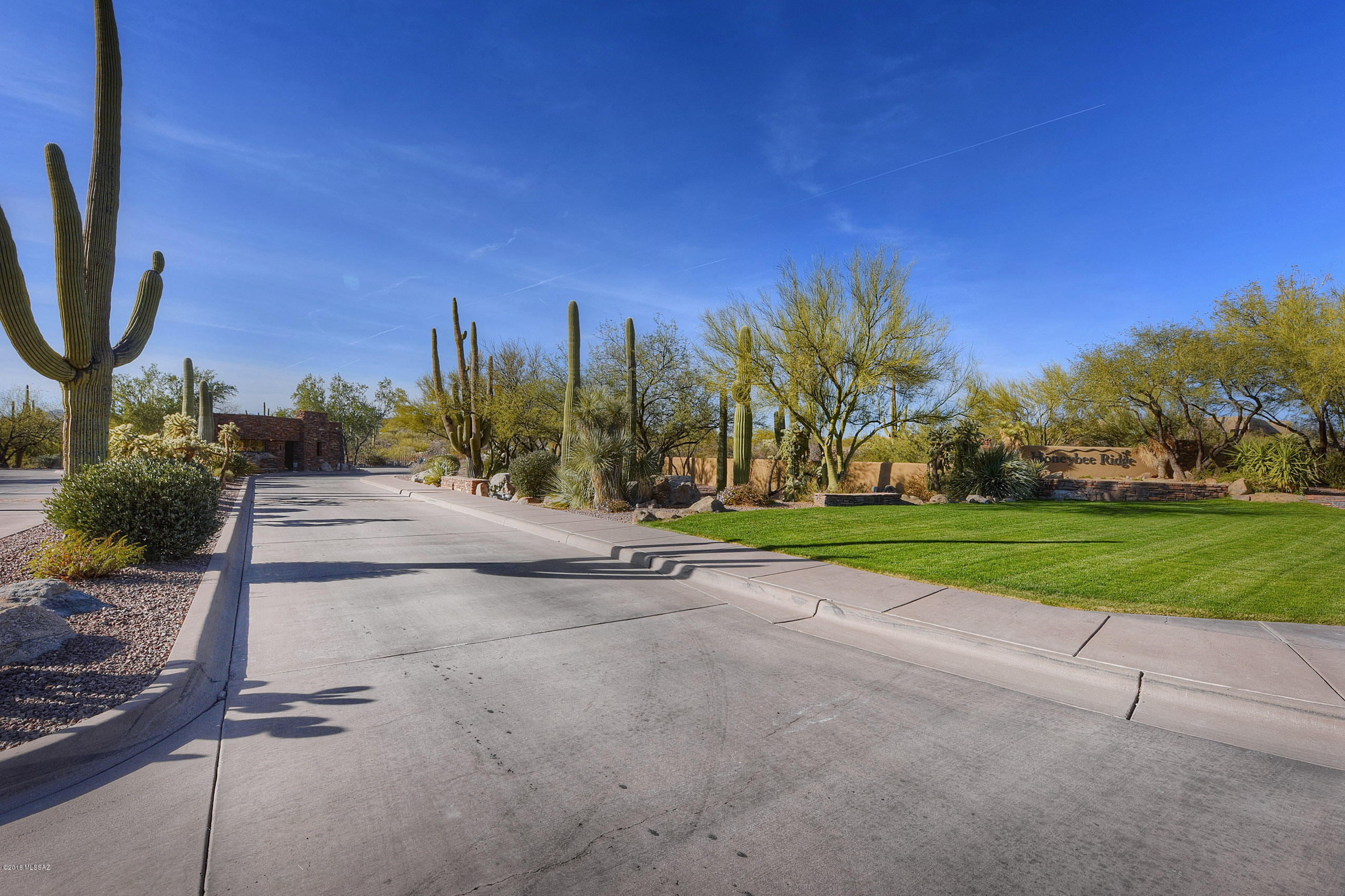 Honey Bee Ridge(The Estates At) - Residential