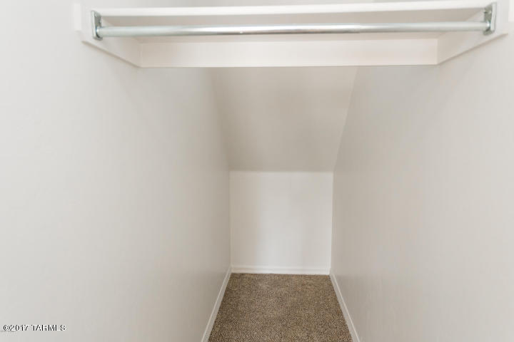 Riverhaven (1-373) - Residential Lease