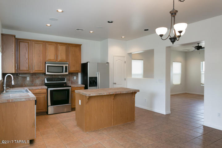 Riverhaven (1-373) - Residential Lease