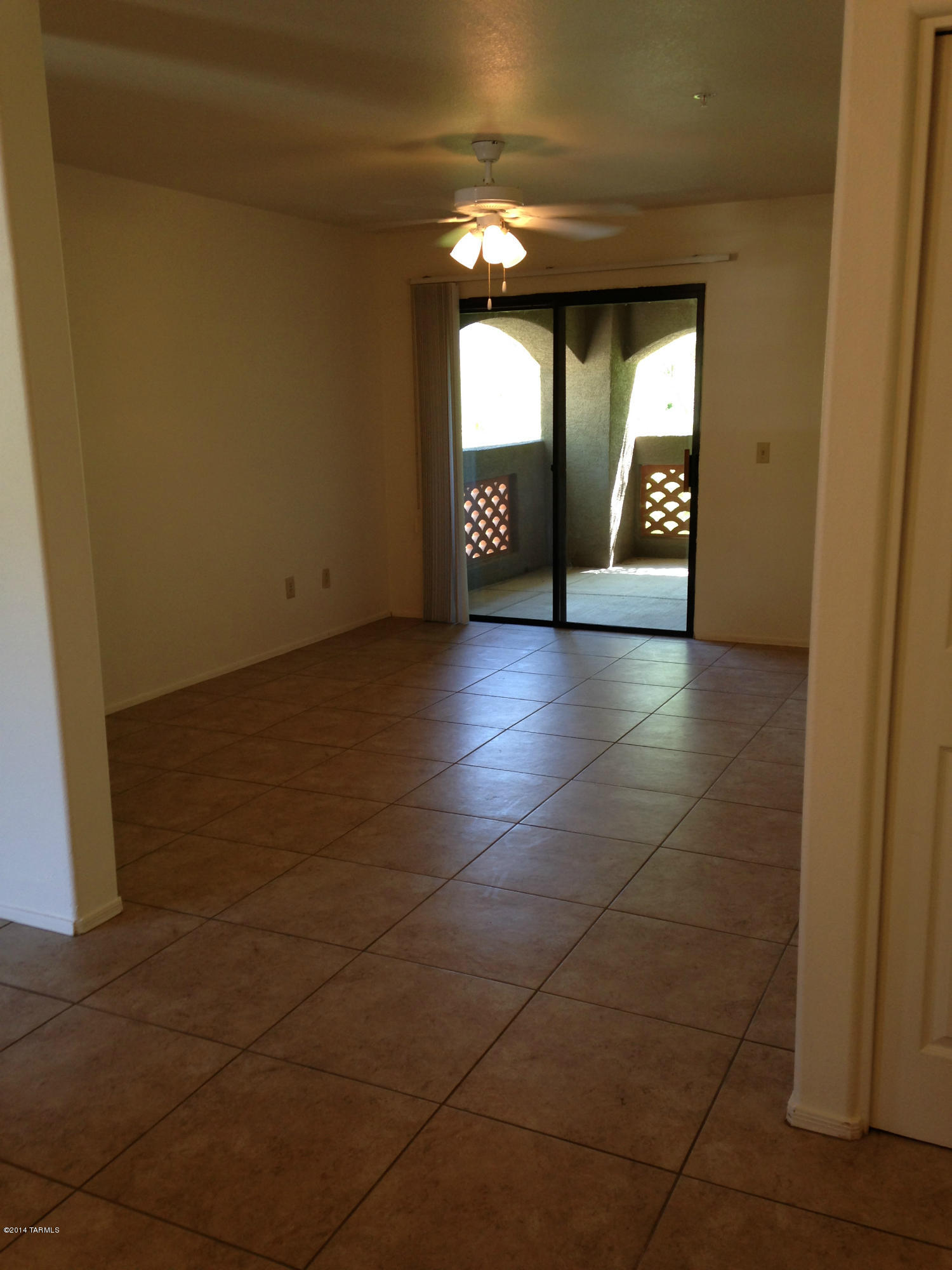 Upstairs 1 bedroom over looking pool with all  tile floors and carpet in bedroom. Mountain views 
Gated entry , Full-size washer /dryer in every unit , Impressive fitness center , Beautiful landscaping , Breathtaking mountain views , All units are corner units  Patio/balcony with storage