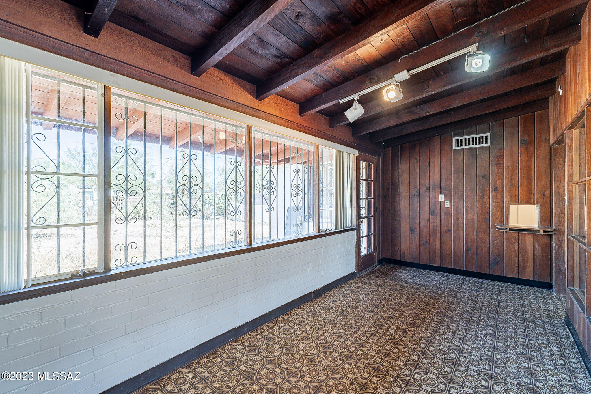 Broadmoor - Residential