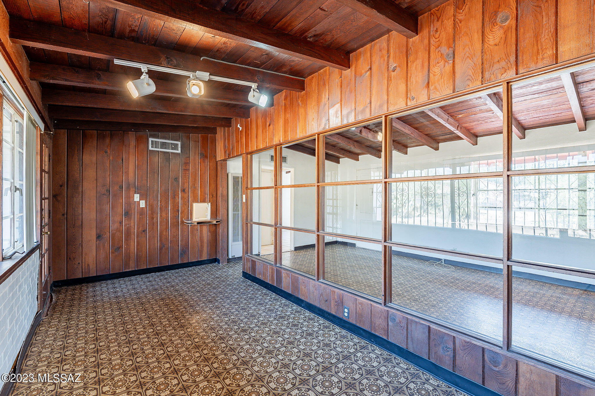 Broadmoor - Residential
