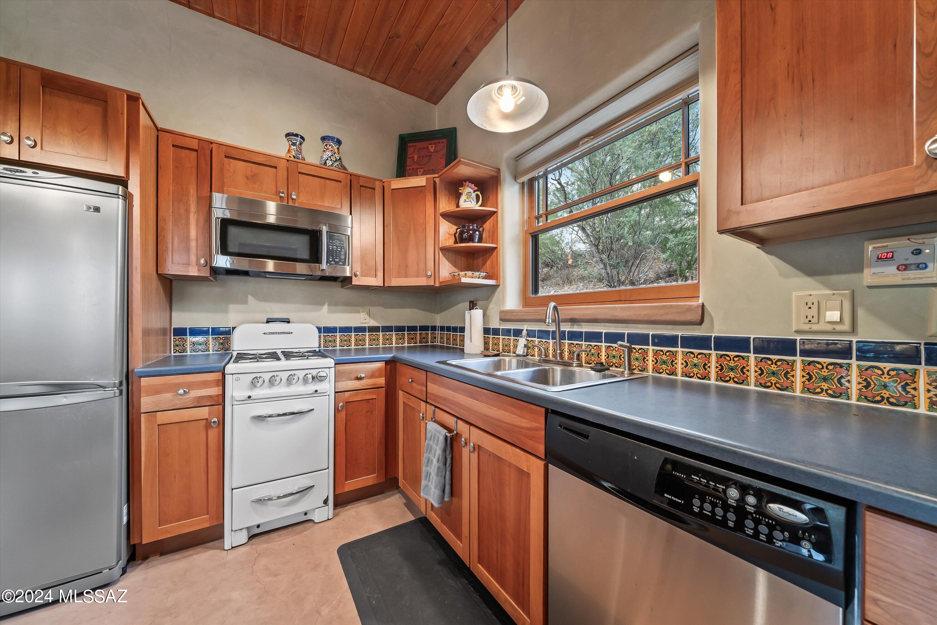 Bellas Catalinas Estates (1-93) - Residential