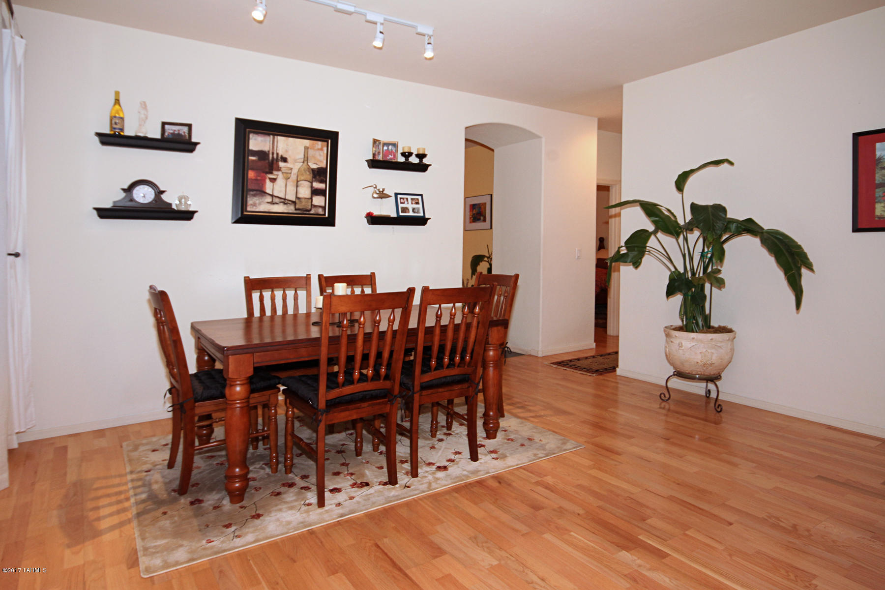 Hacienda Del Rio (1-118) - Residential
