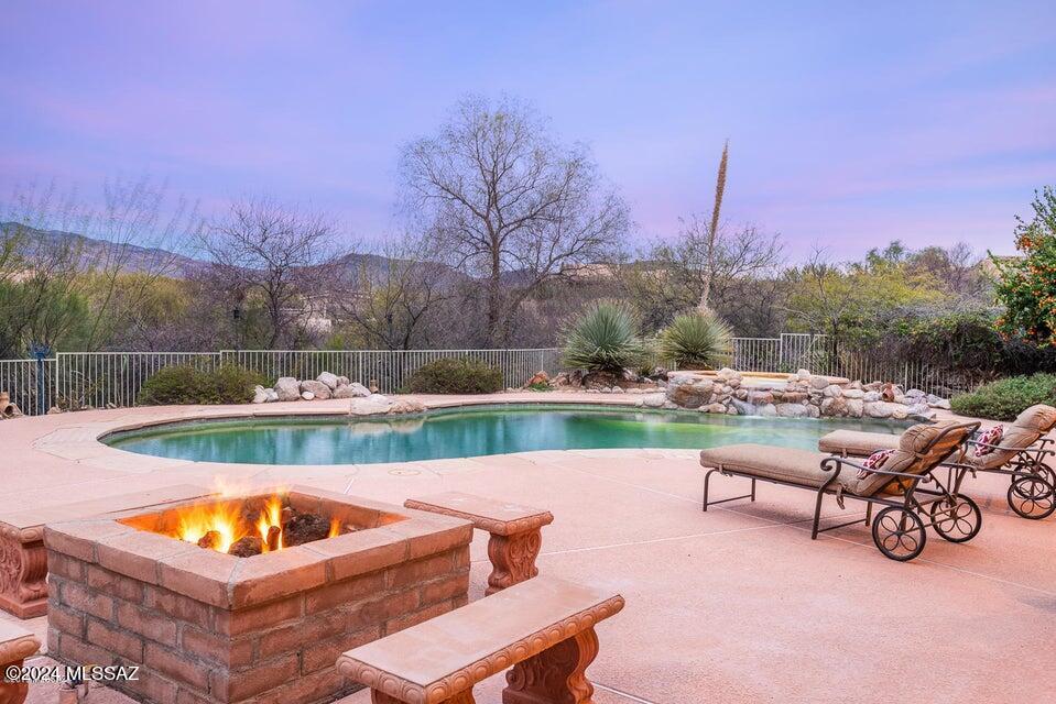 Coyote Creek (1-395) - Residential