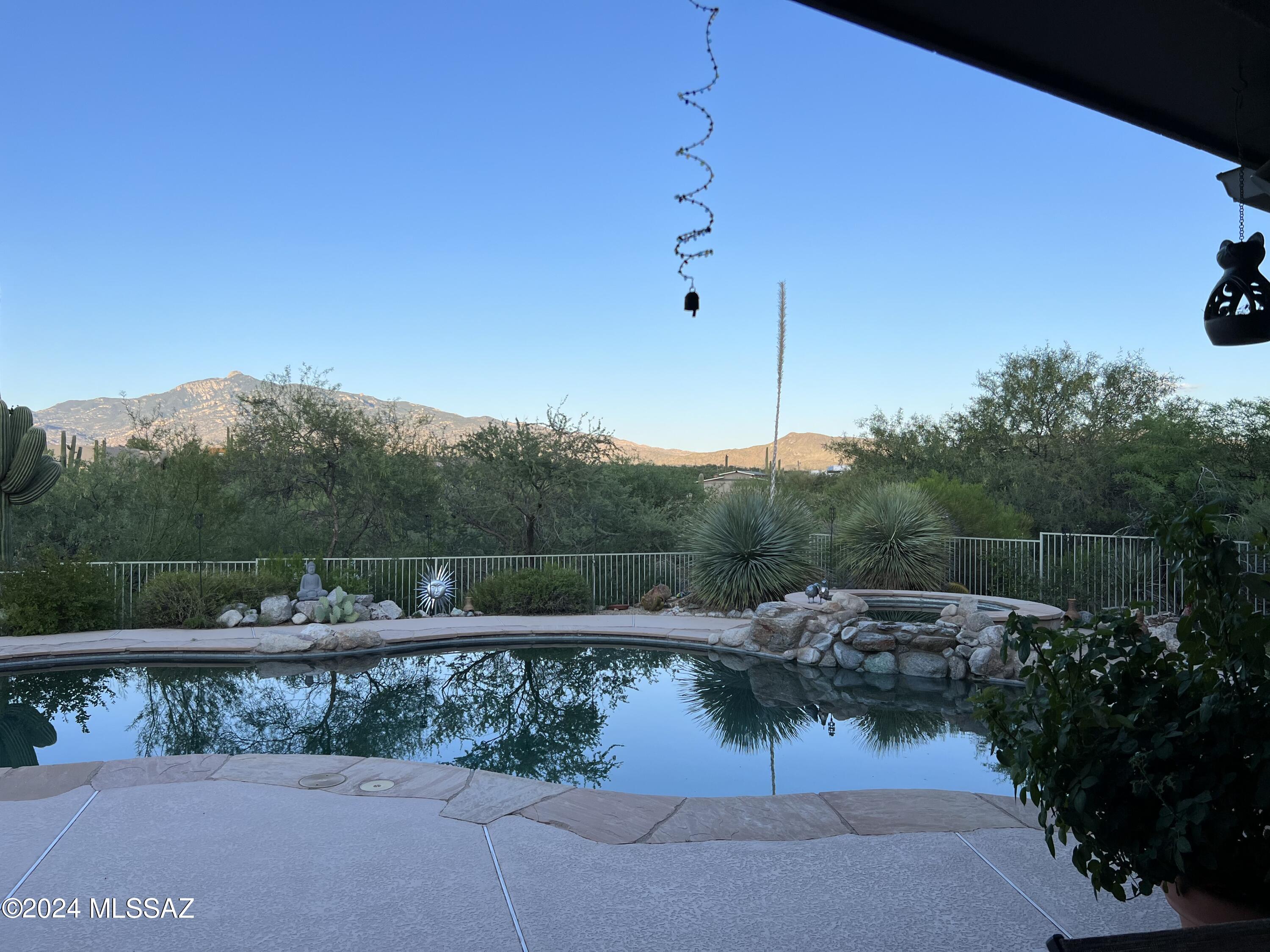Coyote Creek (1-395) - Residential
