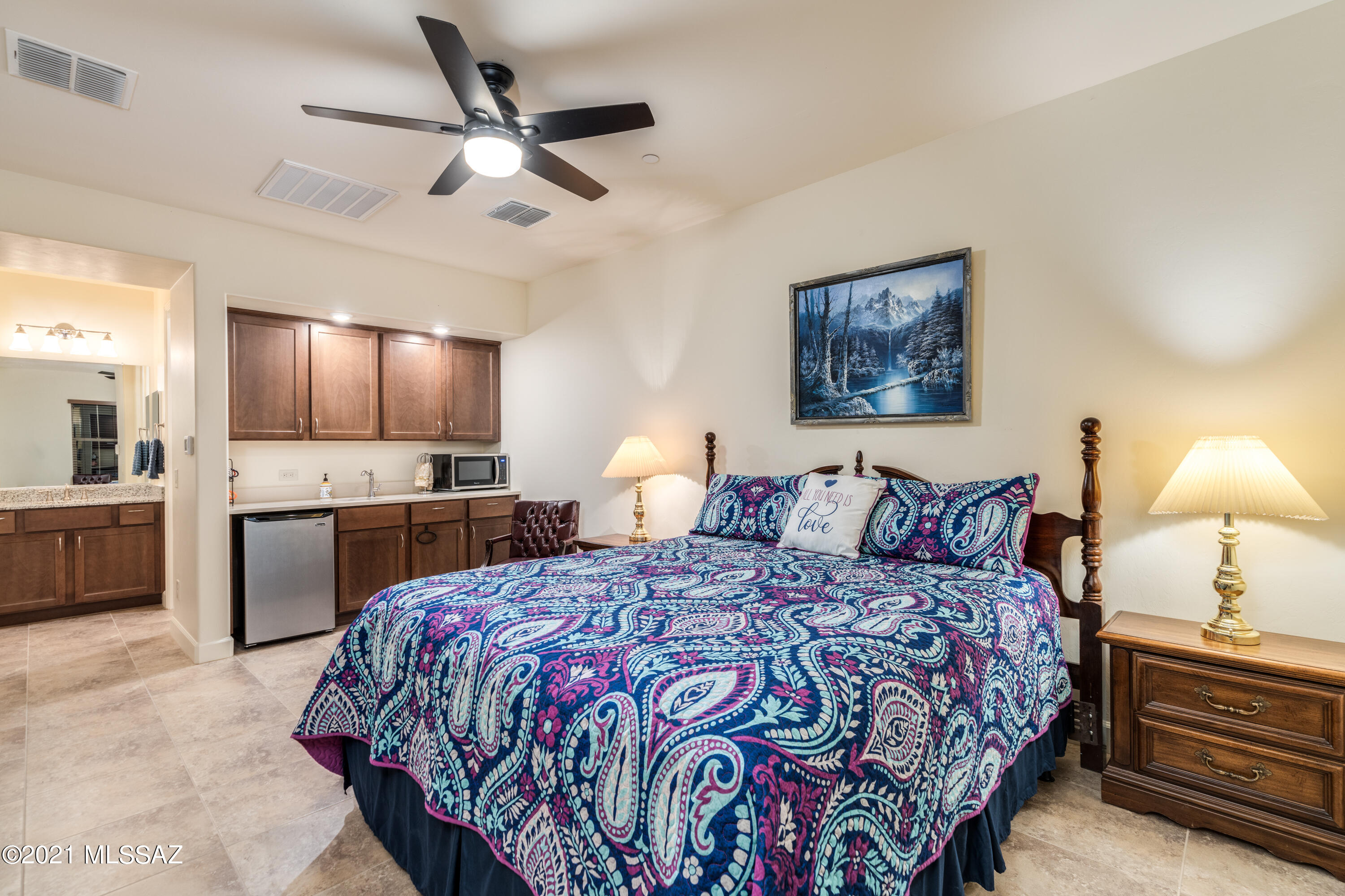 Quail Creek II Unit 33B SQ20161810746 - Residential