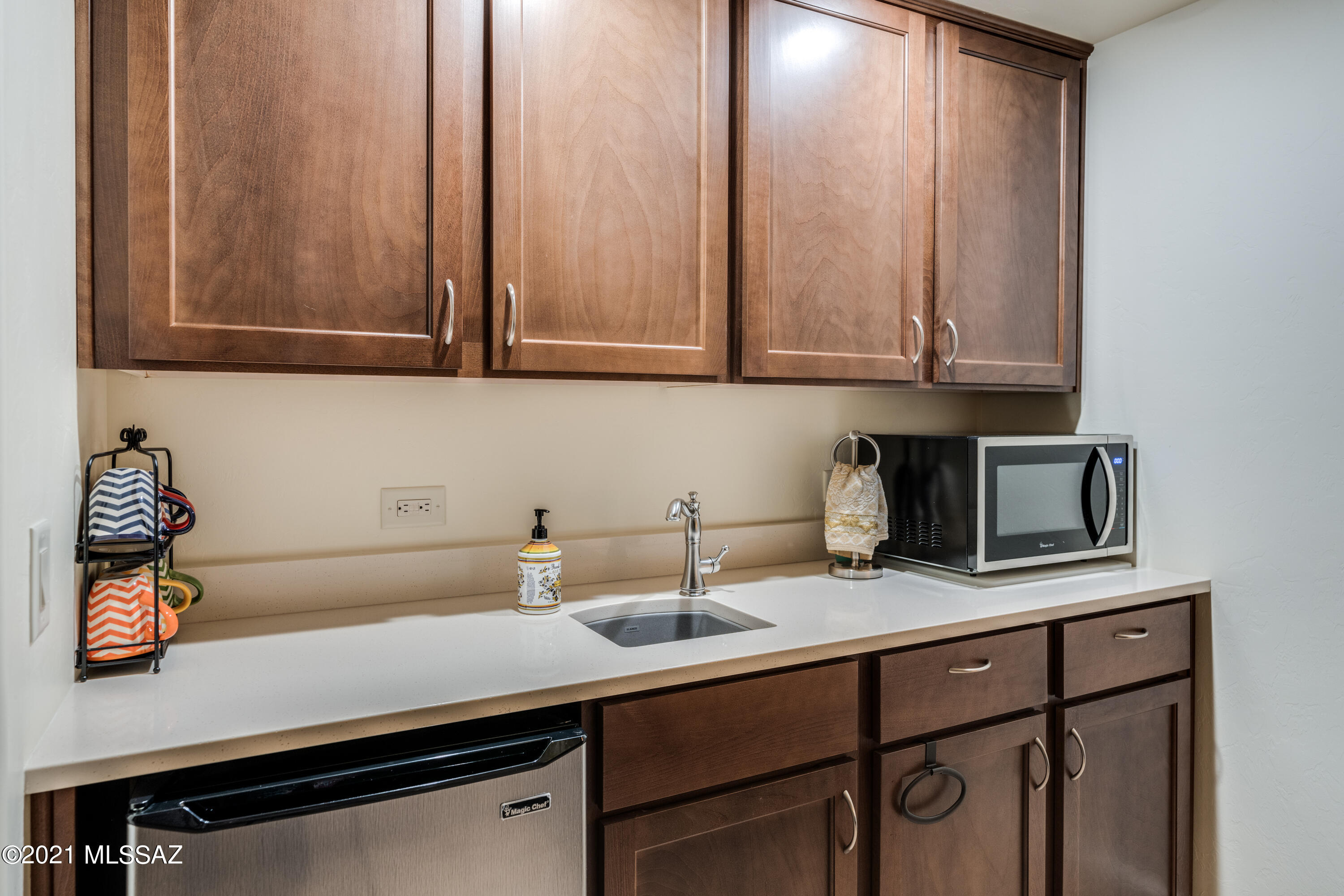 Quail Creek II Unit 33B SQ20161810746 - Residential