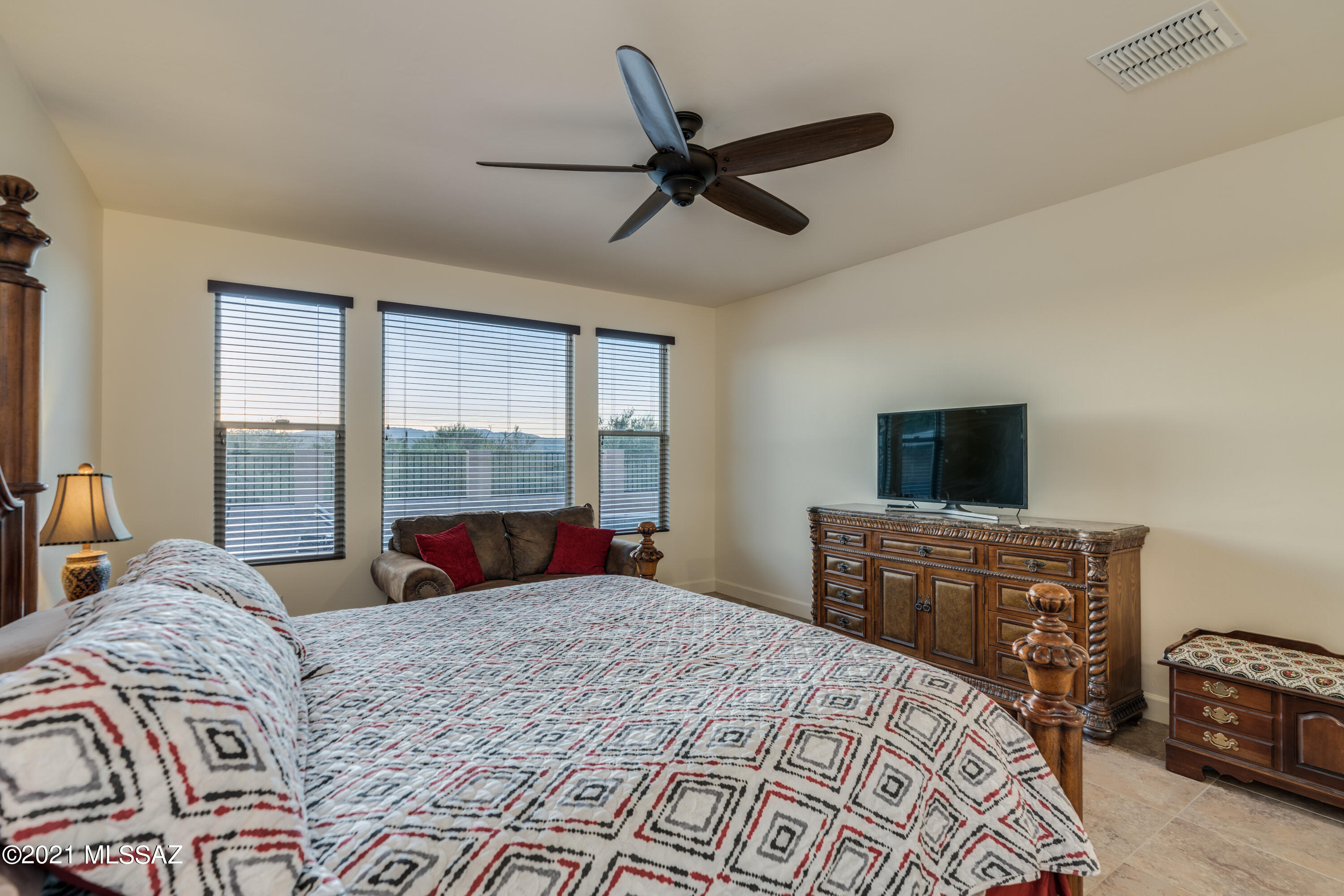 Quail Creek II Unit 33B SQ20161810746 - Residential
