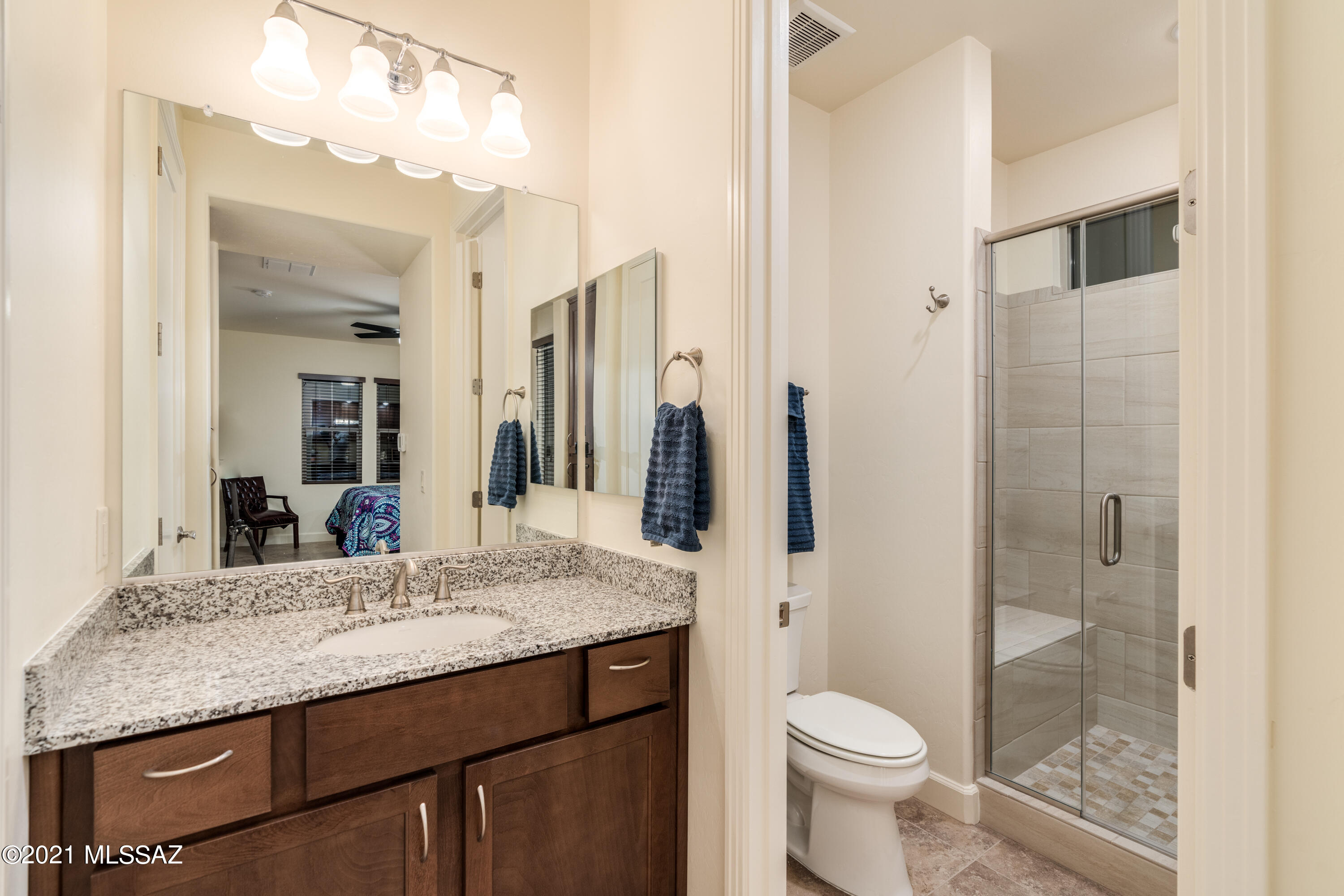 Quail Creek II Unit 33B SQ20161810746 - Residential