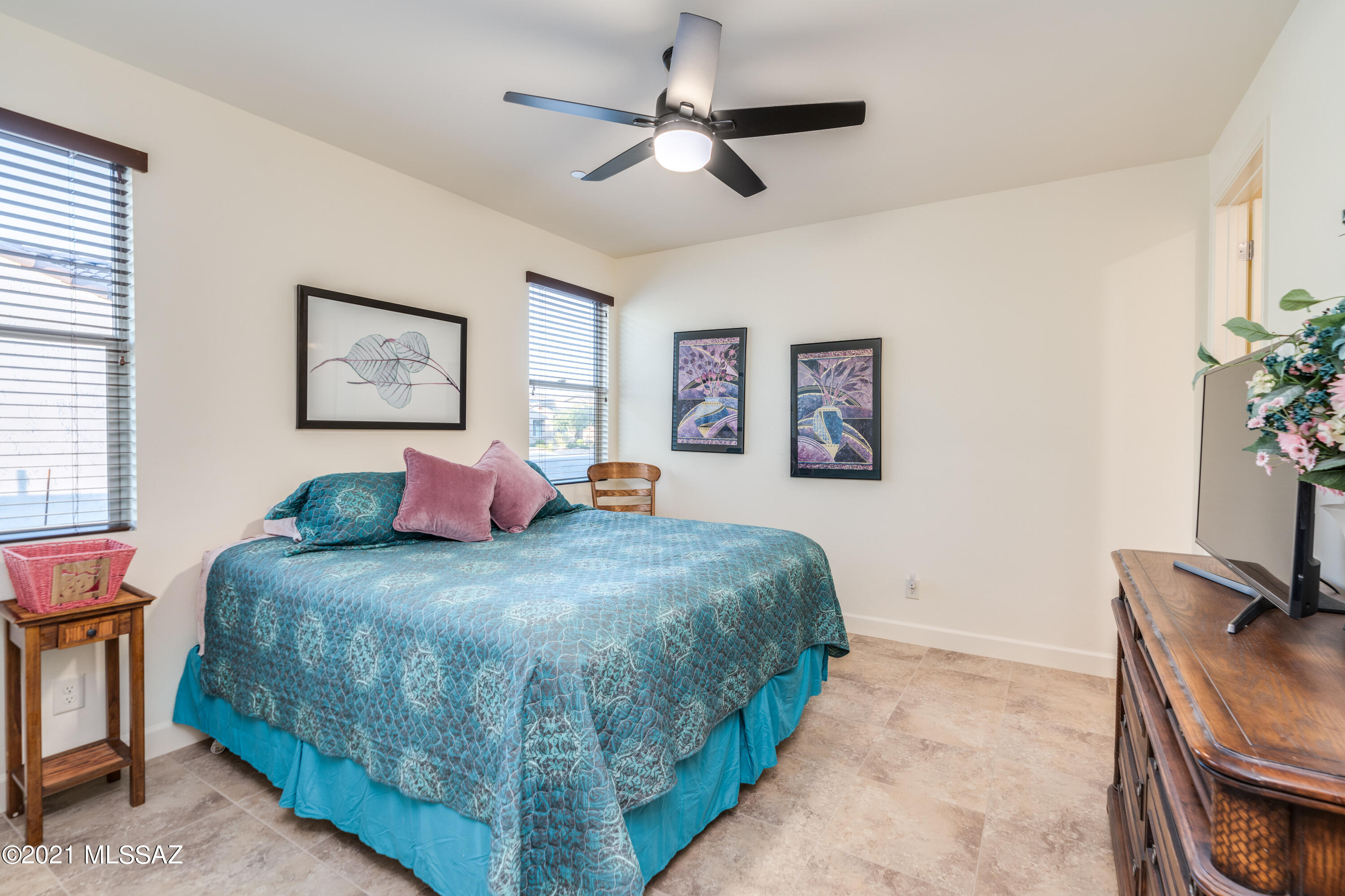 Quail Creek II Unit 33B SQ20161810746 - Residential