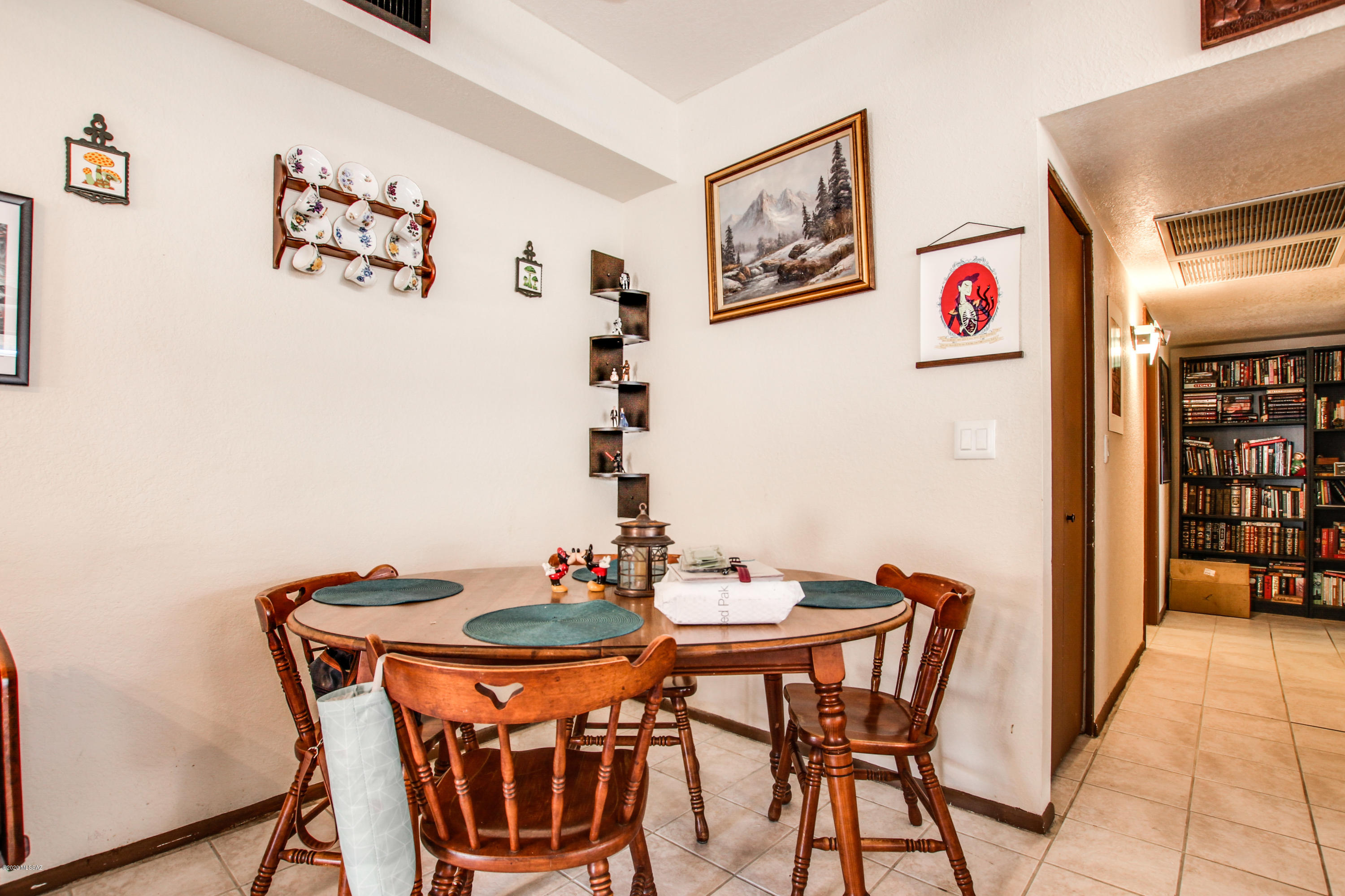 Summertree Condominiums (1-224) - Residential