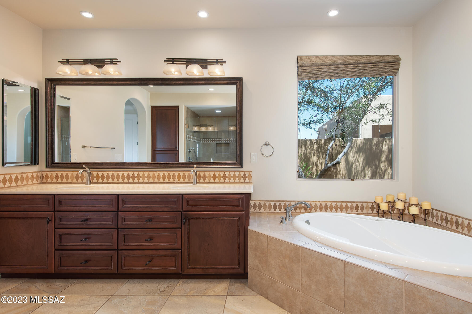 Saddlebrooke Ranch - Residential