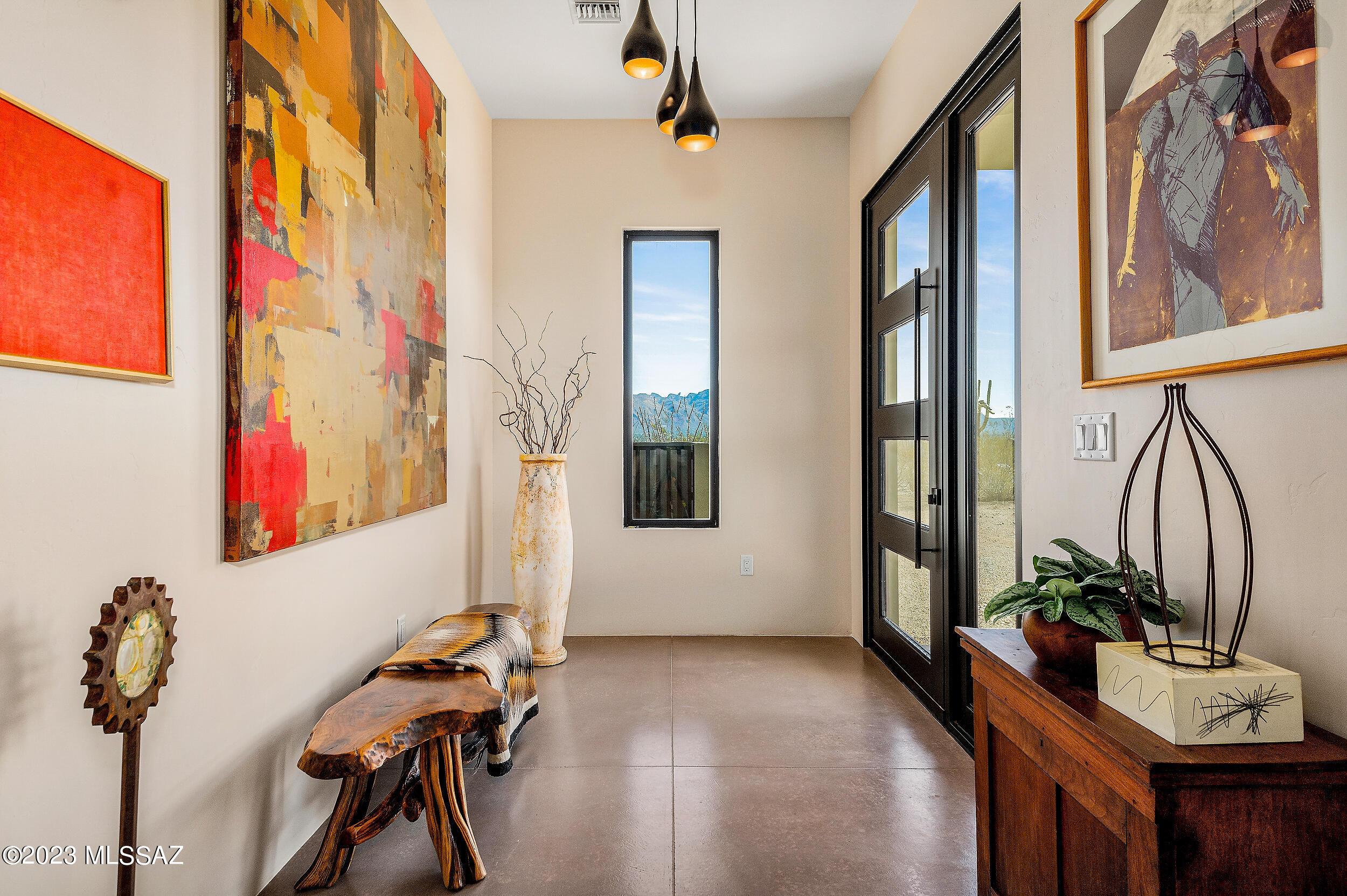 Las Rocas - Residential
