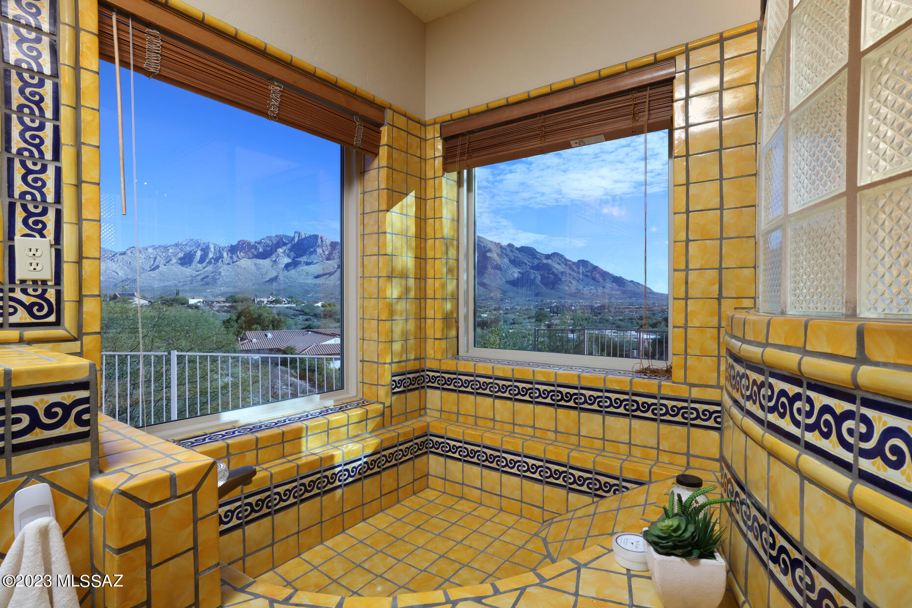 Monte Del Oro (1-187) - Residential