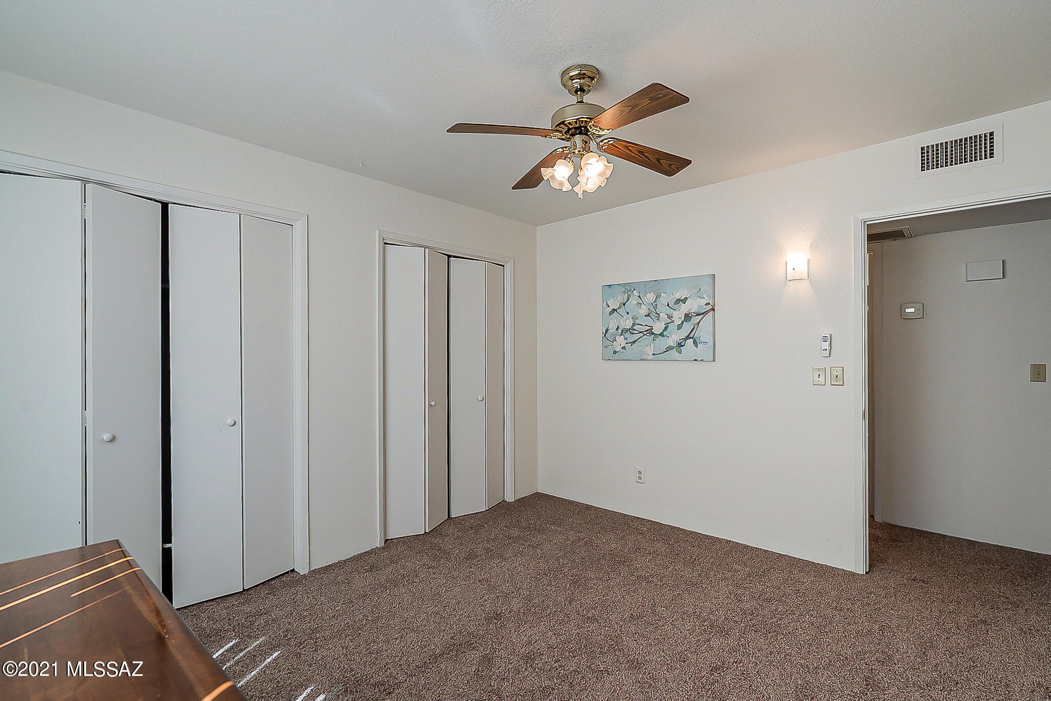 Green Valley Townhouses NO.7 - Residential